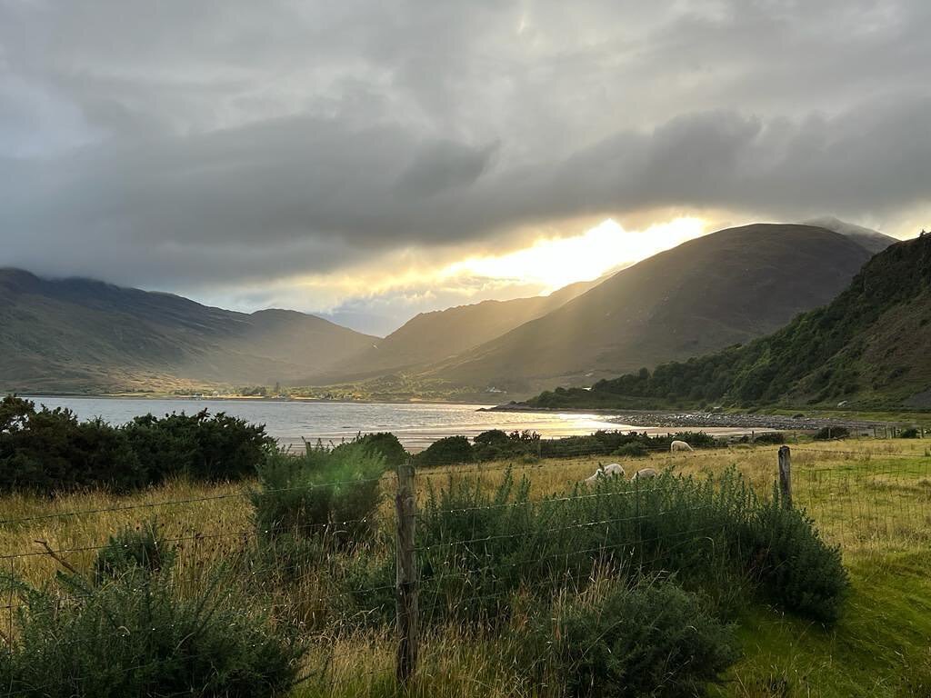 Stunning light over Kylerhea tonight after a dreich day in Glenelg.