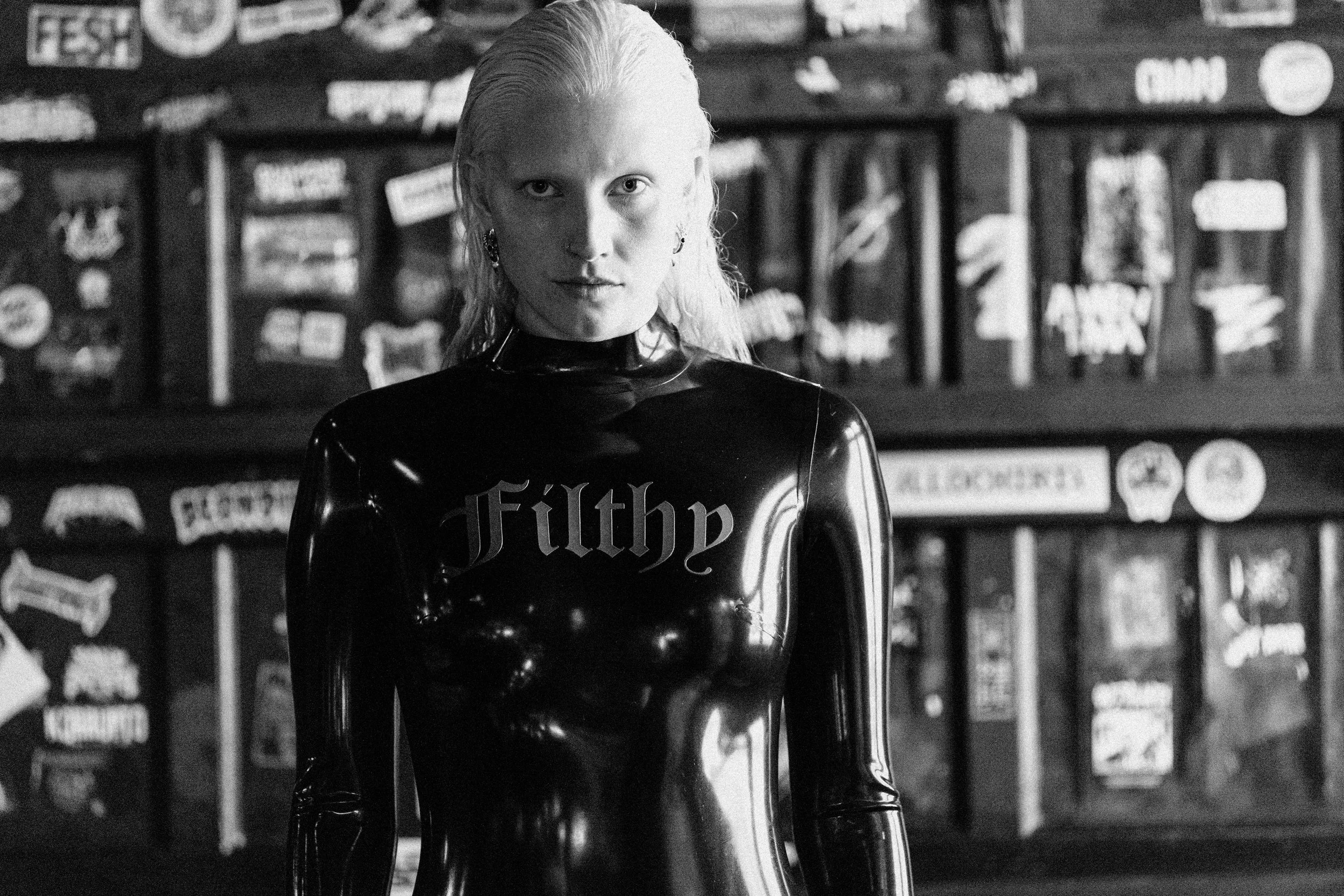 FILTH_LONDON_COL_212.jpg