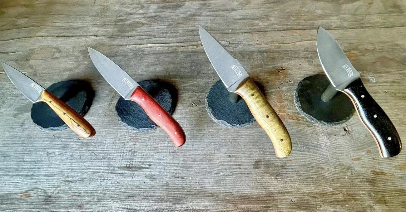 Magnetic Knife Stand - 51 Bravo Custom Knives