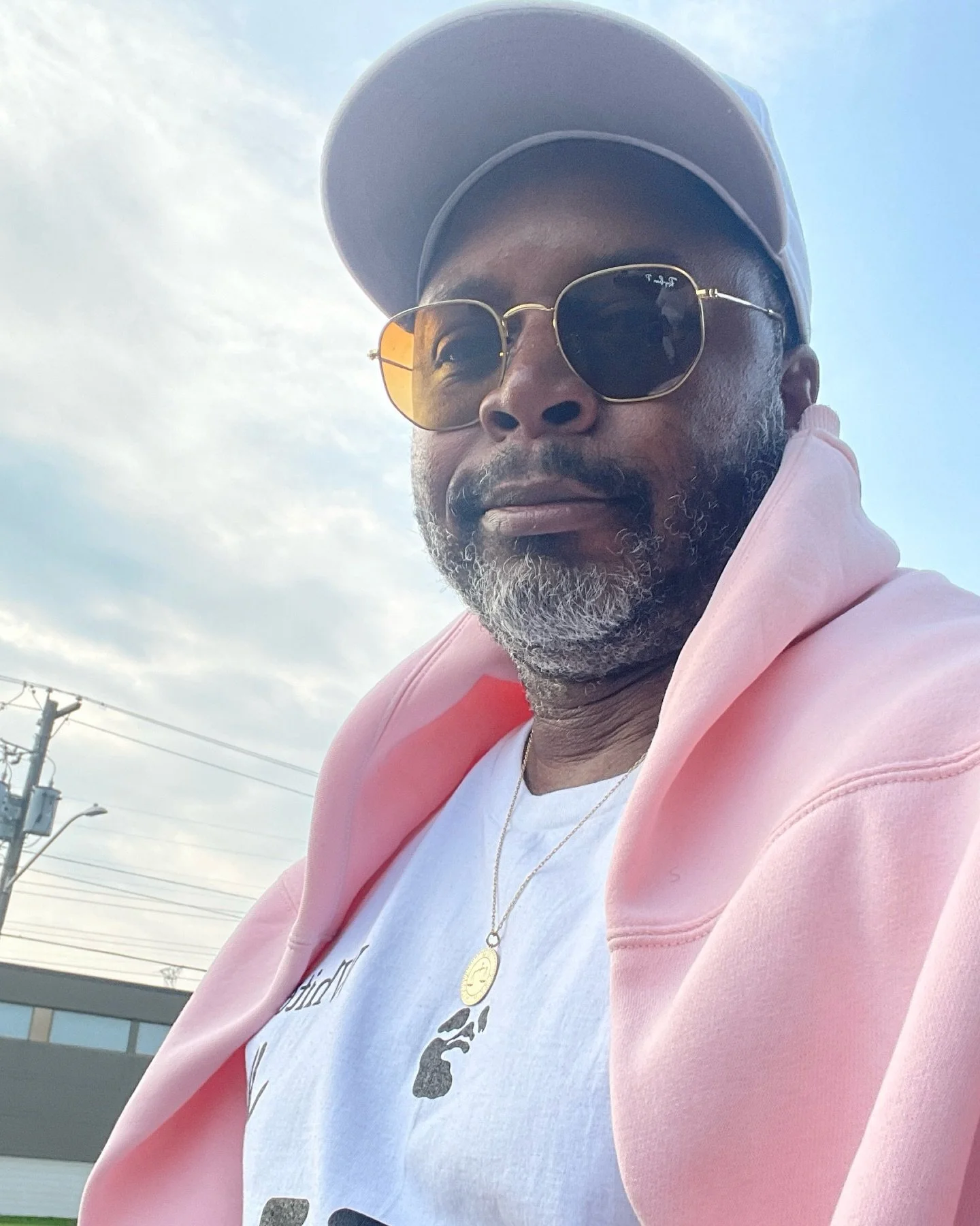 YEAR IN REVIEW - JUNE 

June was a whirlwind, starting with celebrating life and family. 

Made my annual pilgrimage to support @scarboroughshootingstars and ran into @rondiastv and @choclairofficial 

The @lcbo hosted an awesome tequila event, which