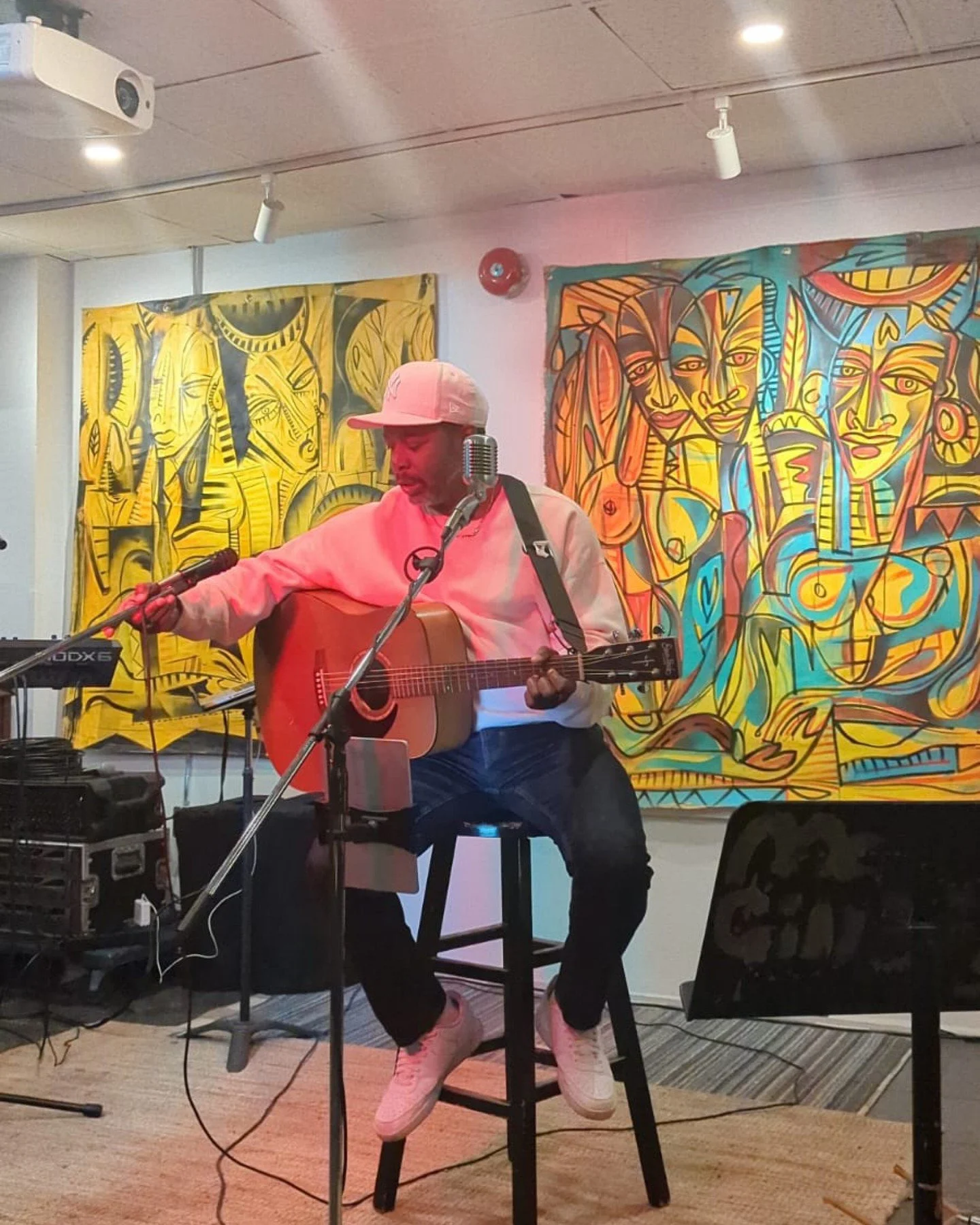 YEAR IN REVIEW - DECEMBER 

After closing out my performance schedule, December has been about winding down and gearing up for the year ahead.