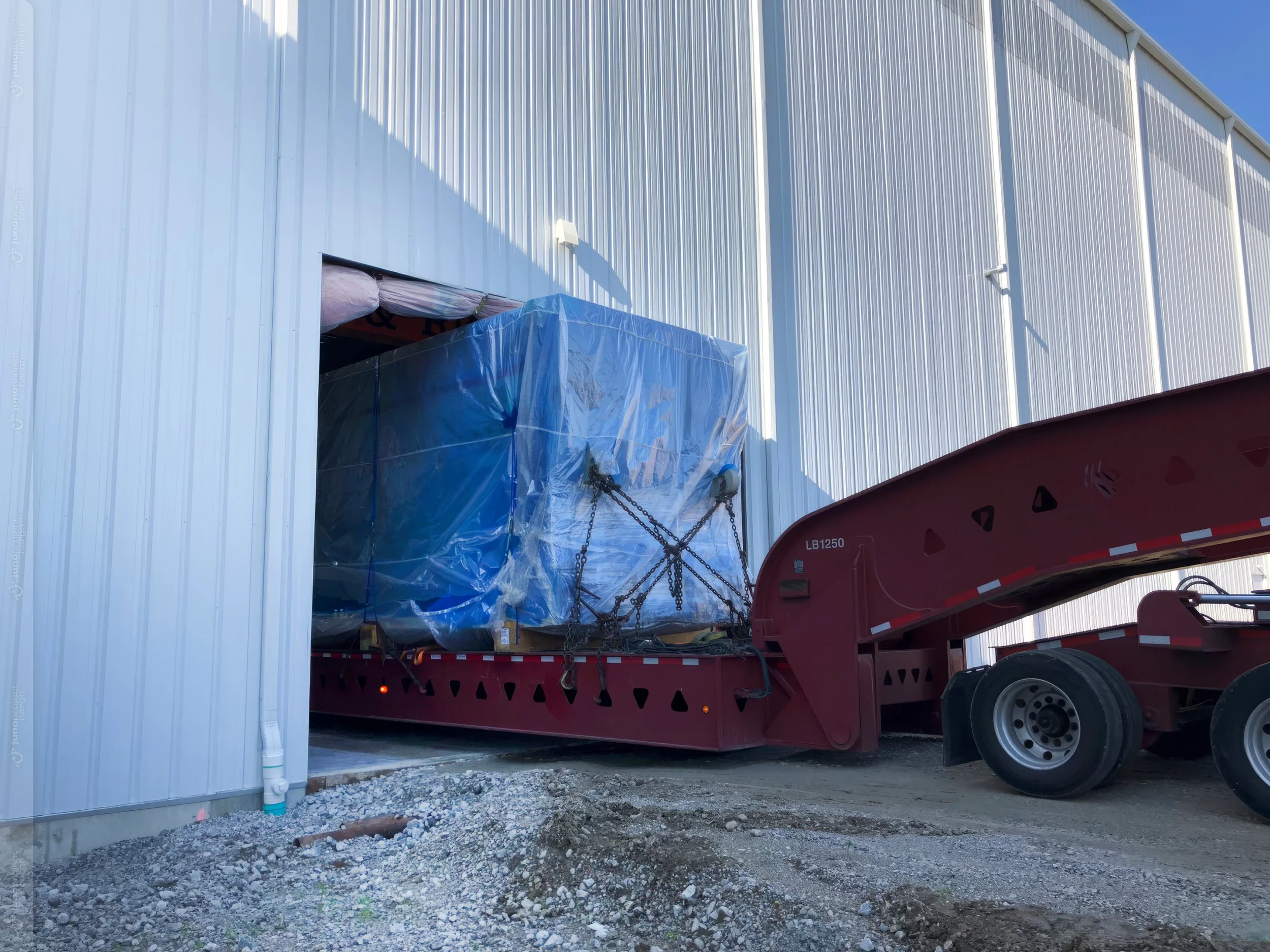 88-Truckloads,-Zero-Damage-07.jpg