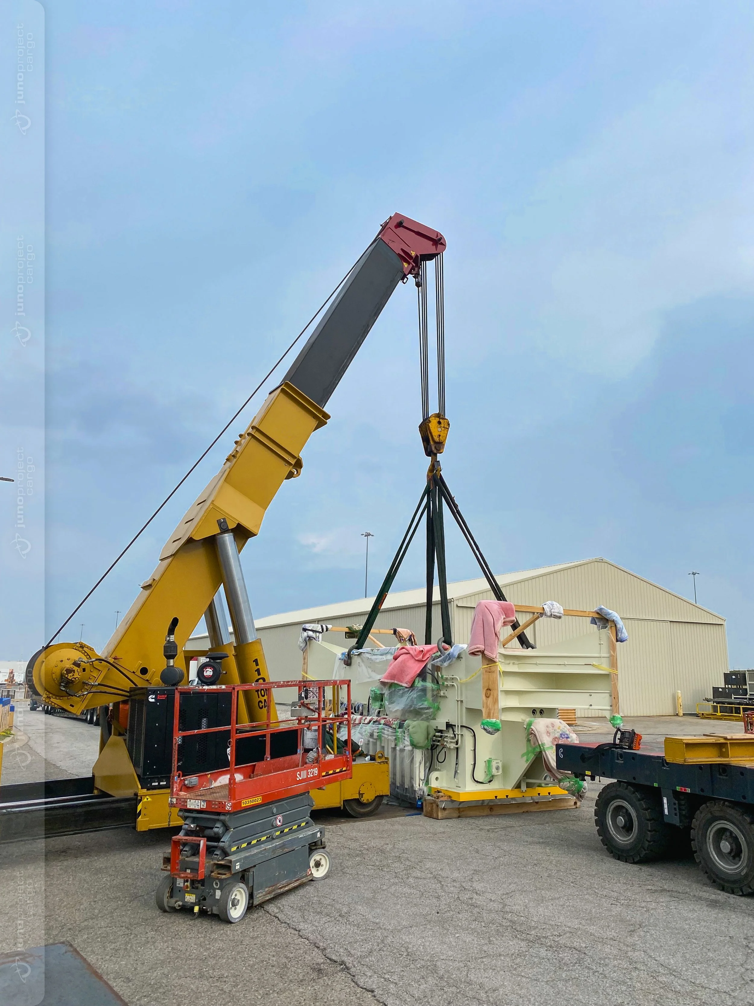 Specialized Transportation for Critical Cargo-06.jpg