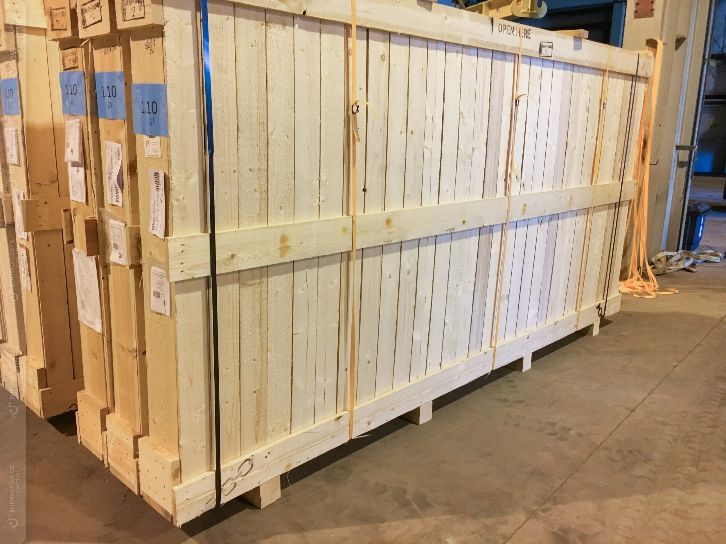 Managing Fragile Cargo Across Continents-01.jpg