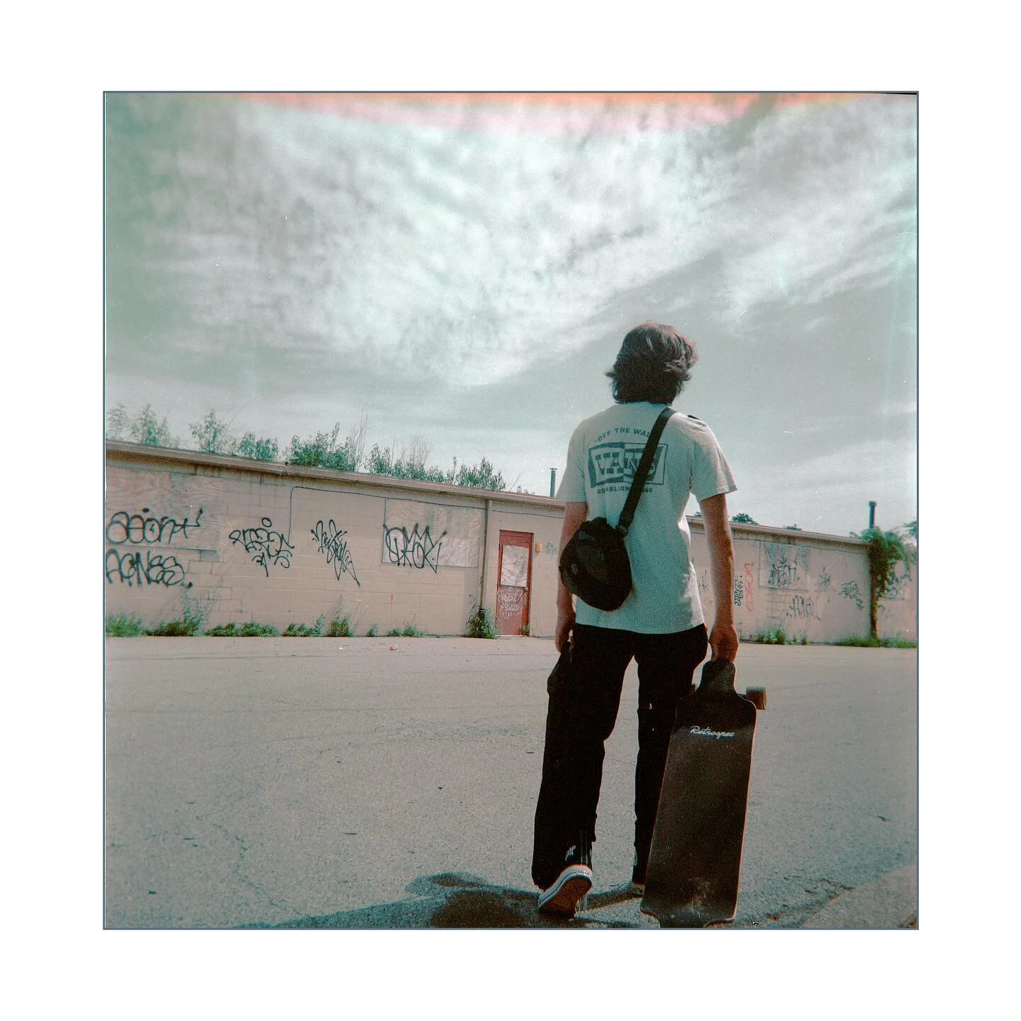 Southside Sk8r

medium format

#gold200 #kodakduaflexiv #filmphotography #photography #620film #colorphotography #kodakgold200 #analogphotography #120film #mediumformat #pittsburghcreative #film