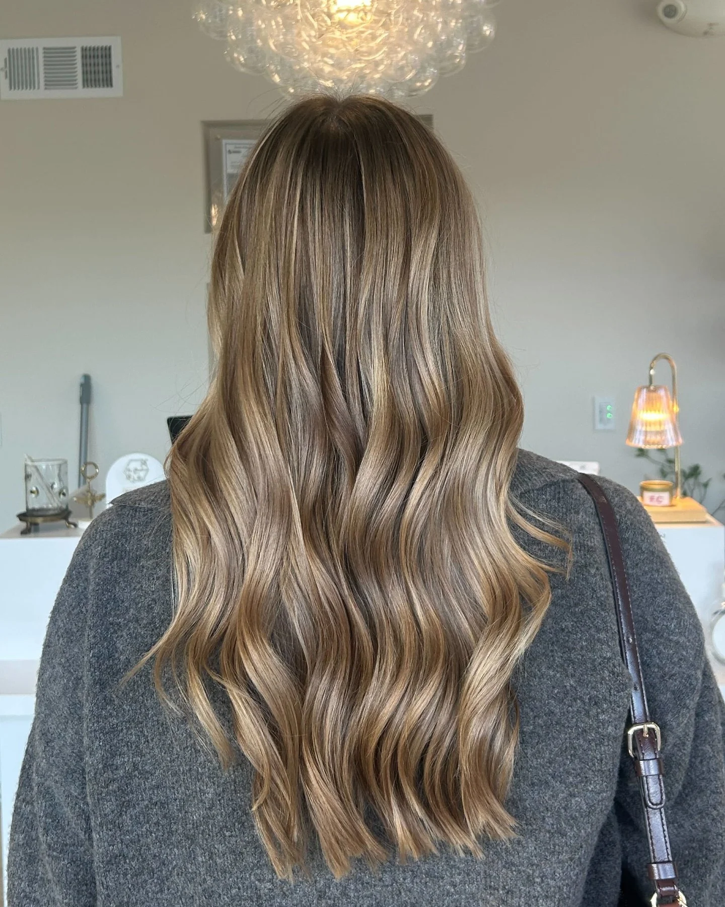 Swipe to see the finished look 🐝

There's nothing better than sitting in the chair and walking out feeling completely refreshed. Here at The Beehive, every client leaves with a look they love and the confidence to match. 🥰

Ready for your hair tran