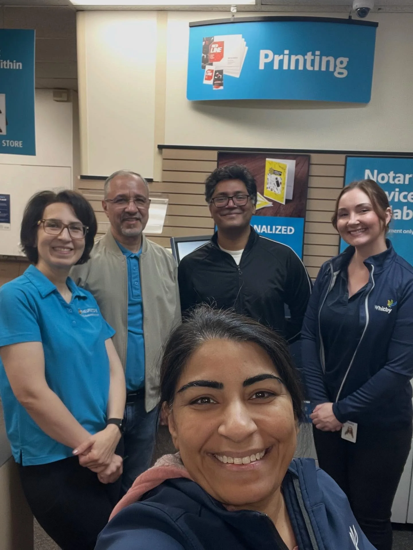 Celebrating Local Business Week with the Town of Whitby’s Economic Development team! 🏙️
It was great going door-to-door with Elizabeth Edwards to meet Whitby’s incredible business owners, learn more about their stories, and hear how the