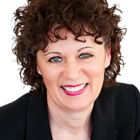 LINDA OSBORNE | 
902-880-8887 
LINDA.OSBORNE@EVREALESTATE.COM