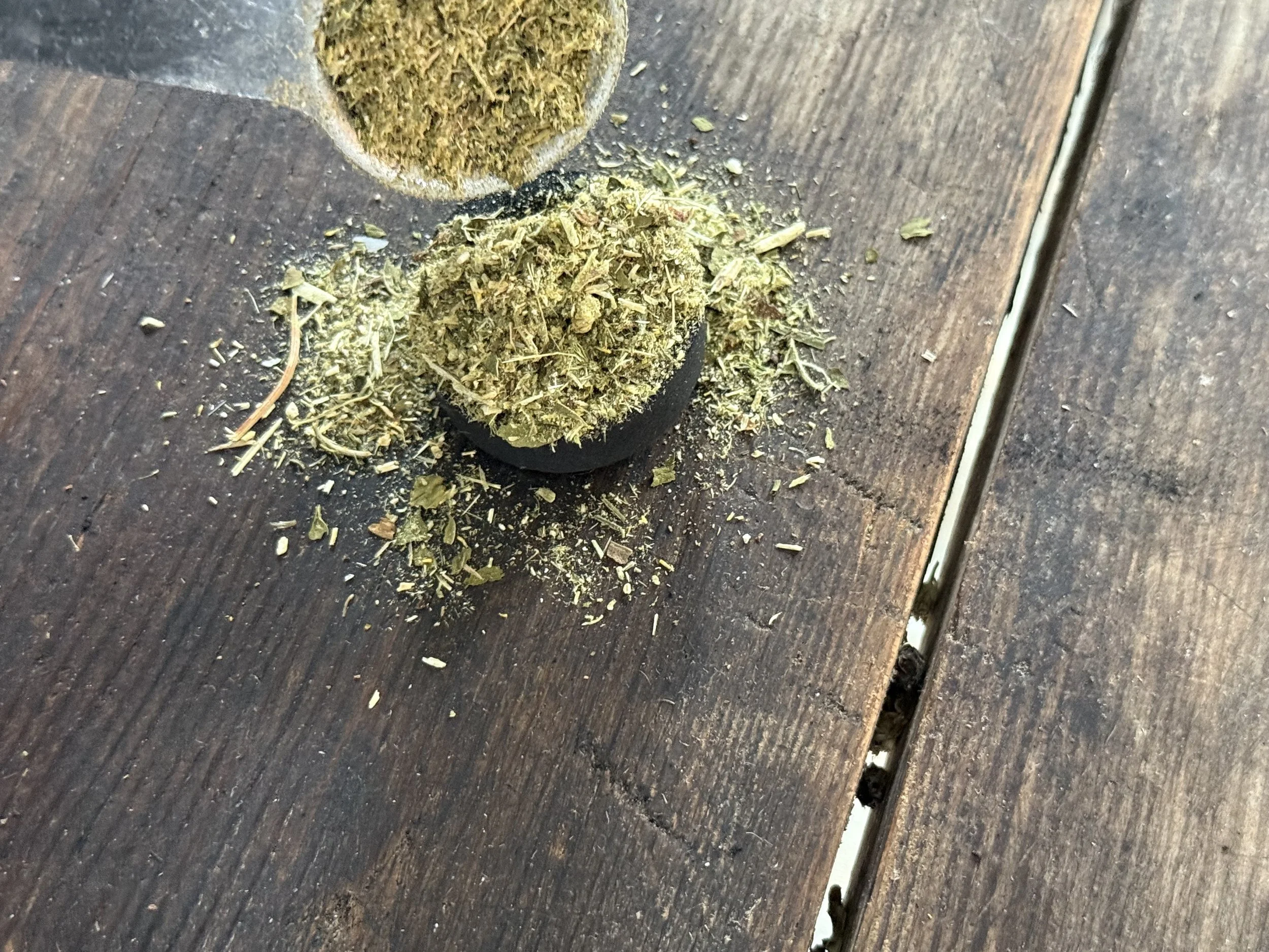 natural tick repellent