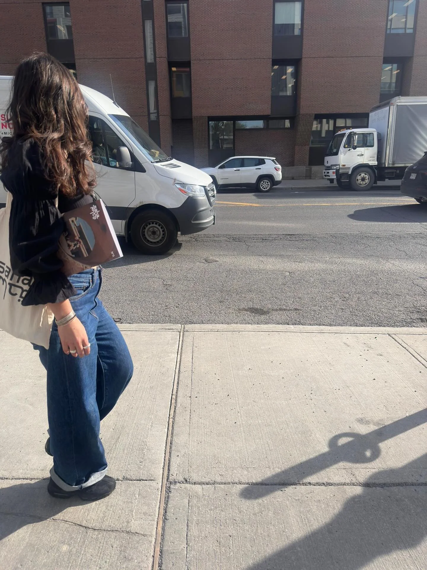 Printemps, tote bags, num&eacute;ro 3&hellip; Made With Love 🩵
L&rsquo;&eacute;quipe vous dit &agrave; jeudi, 6pm, librairie l&rsquo;eugu&eacute;lionne <3