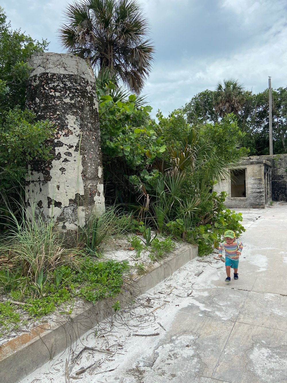 egmont-key-adventures-boy-running.jpg