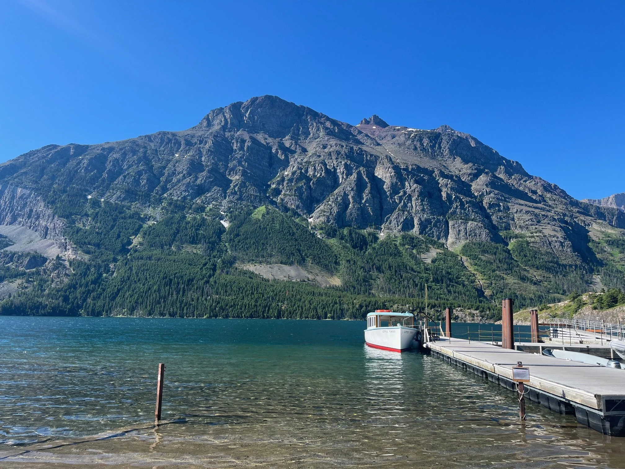 glacier-yellowstone-grand-teton-1-week-itinerary-st-mary-lake-2.jpg