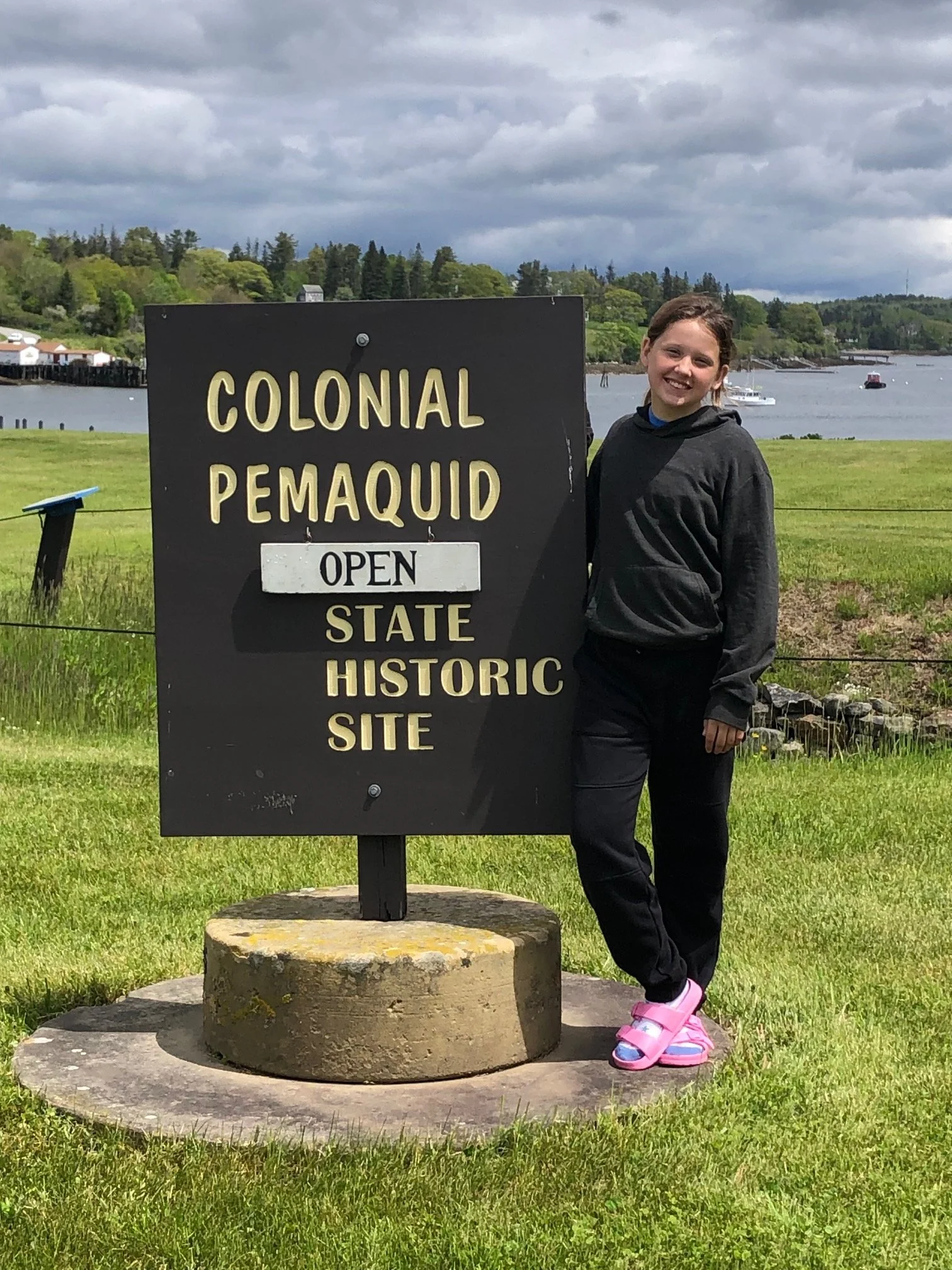 best-new-england-road-trip-families-colonial-pemaquid-sign.jpeg
