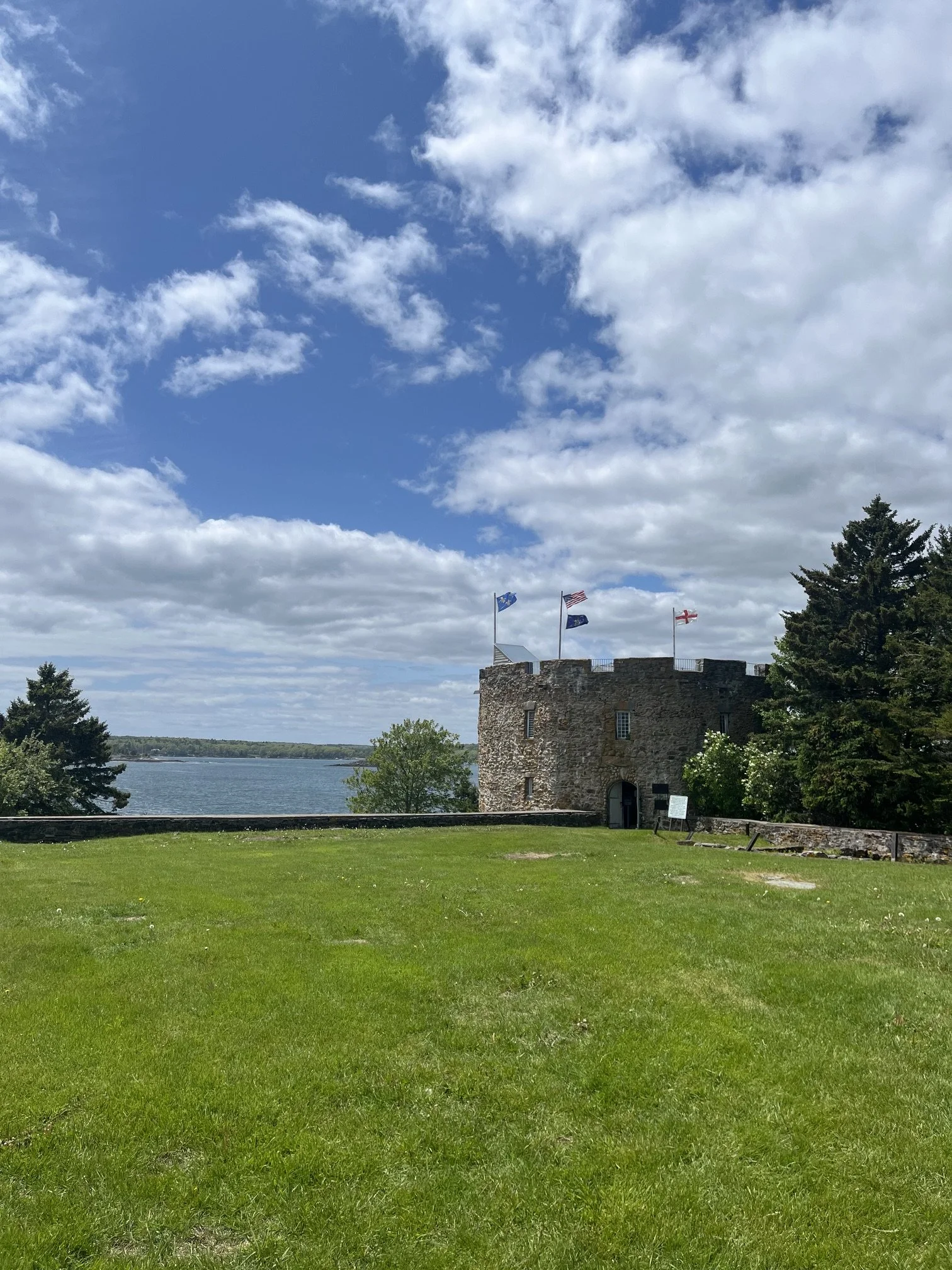 best-new-england-road-trip-families-fort-william-henry.jpeg