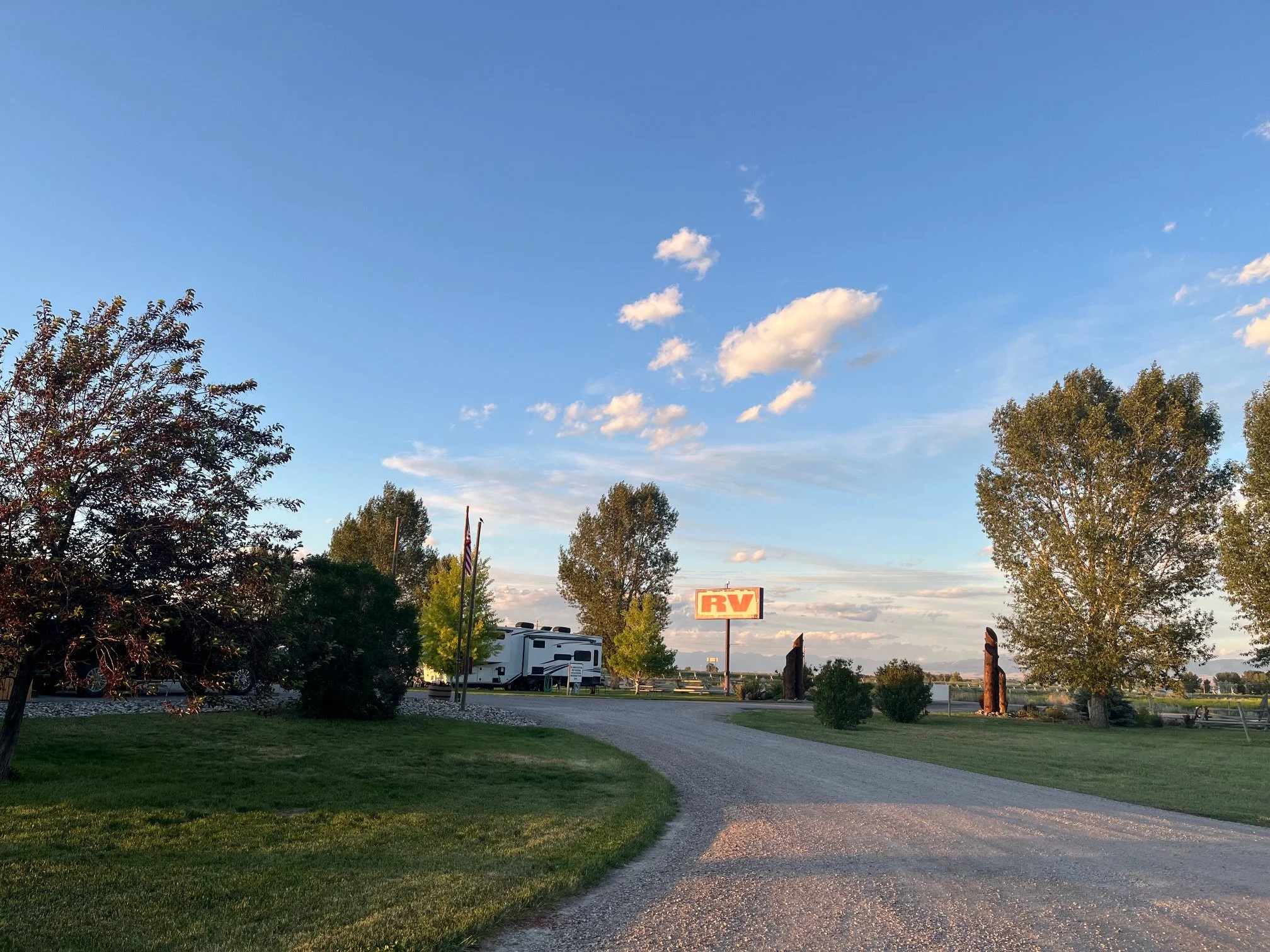Large RV sign at entrance of Countryside RV Park