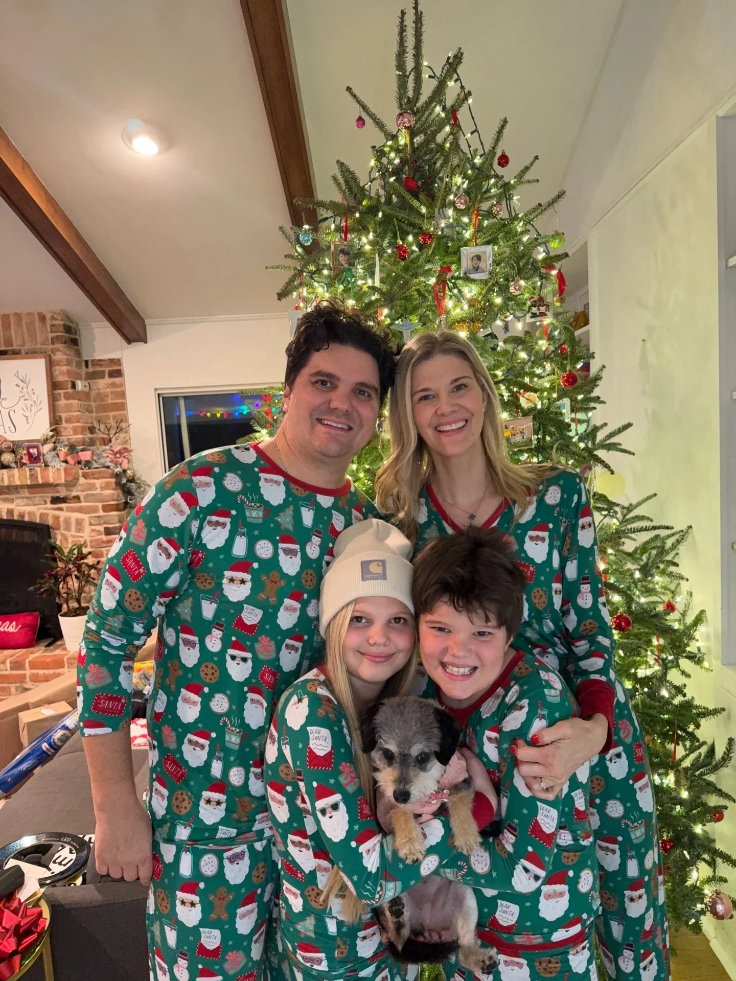 Merry Christmas from our family to yours. Hope you find the magic in today. ❤️💚