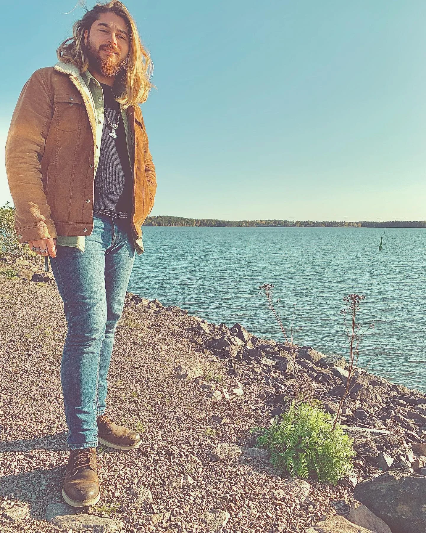 Best time ever! Sweden 🇸🇪 #sweden #aroundeurope #northerncounties #roadtrip #aroundtheworld #staysafe #covid_19
