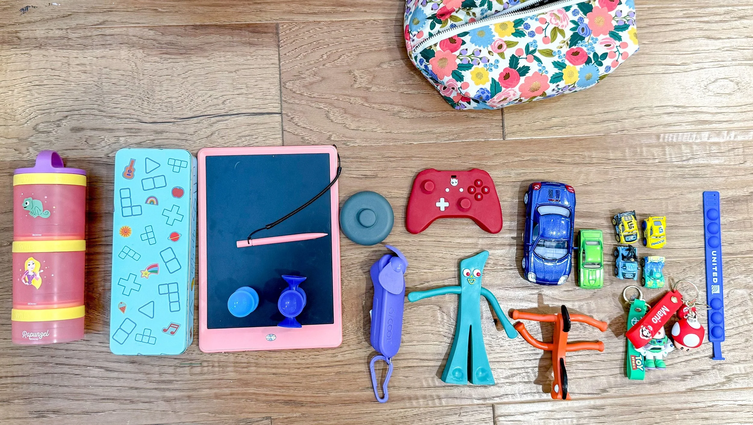 What’s in My Bag: Holiday Overstimulation Edition