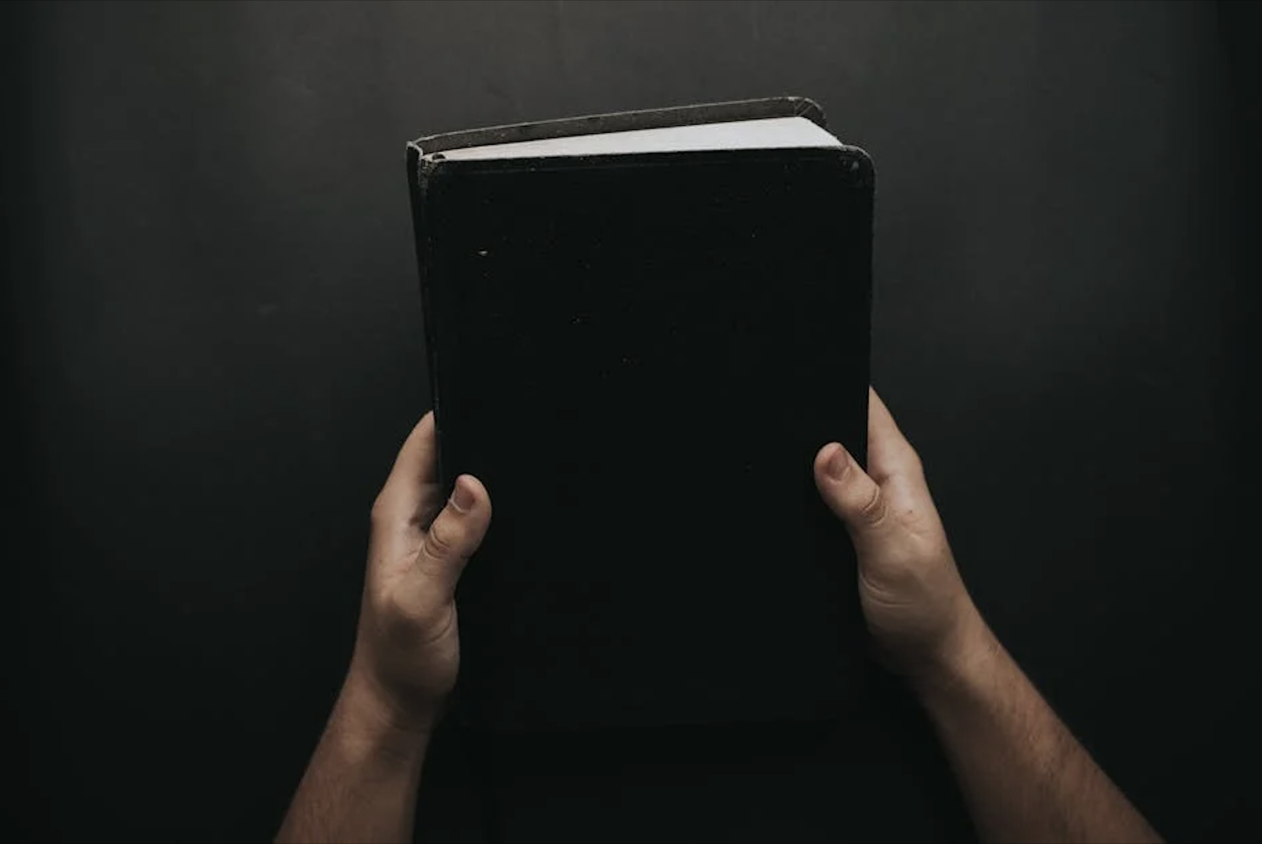 Biblical Wisdom on Anxiety: What Scripture Teaches Us