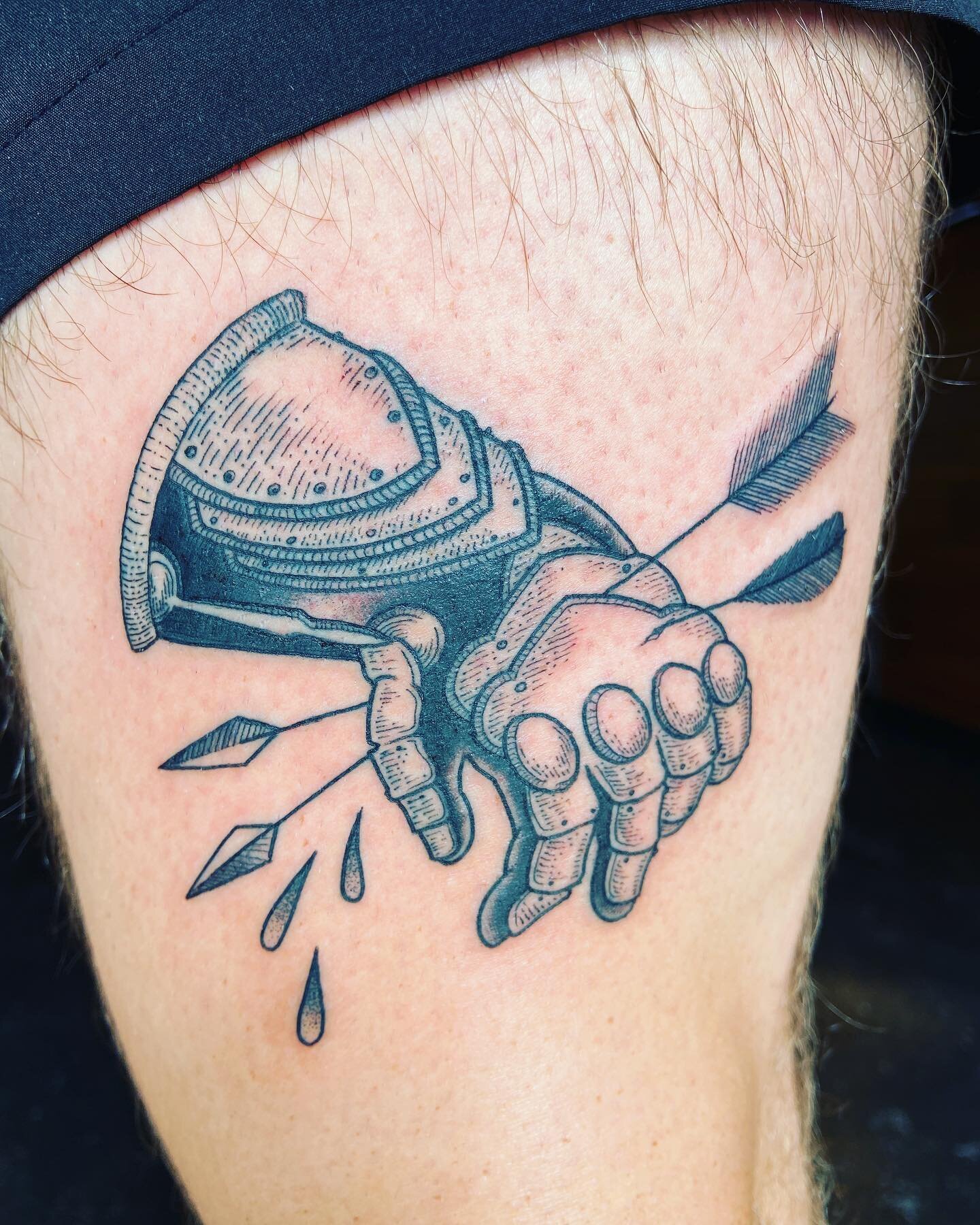 Super fun freehand medieval gauntlet on austin! Thanks for a great piece brother!
There are still a few select spots available for October! As always, DM TO BOOK!
@serotattoocollective