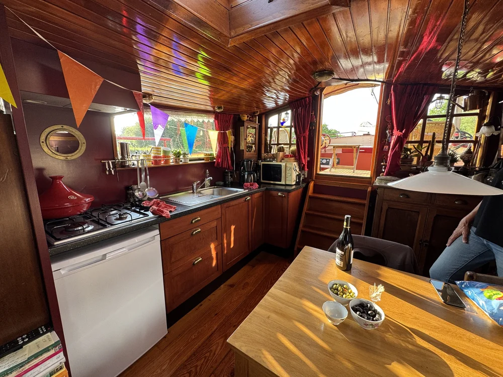   Such an inviting galley  