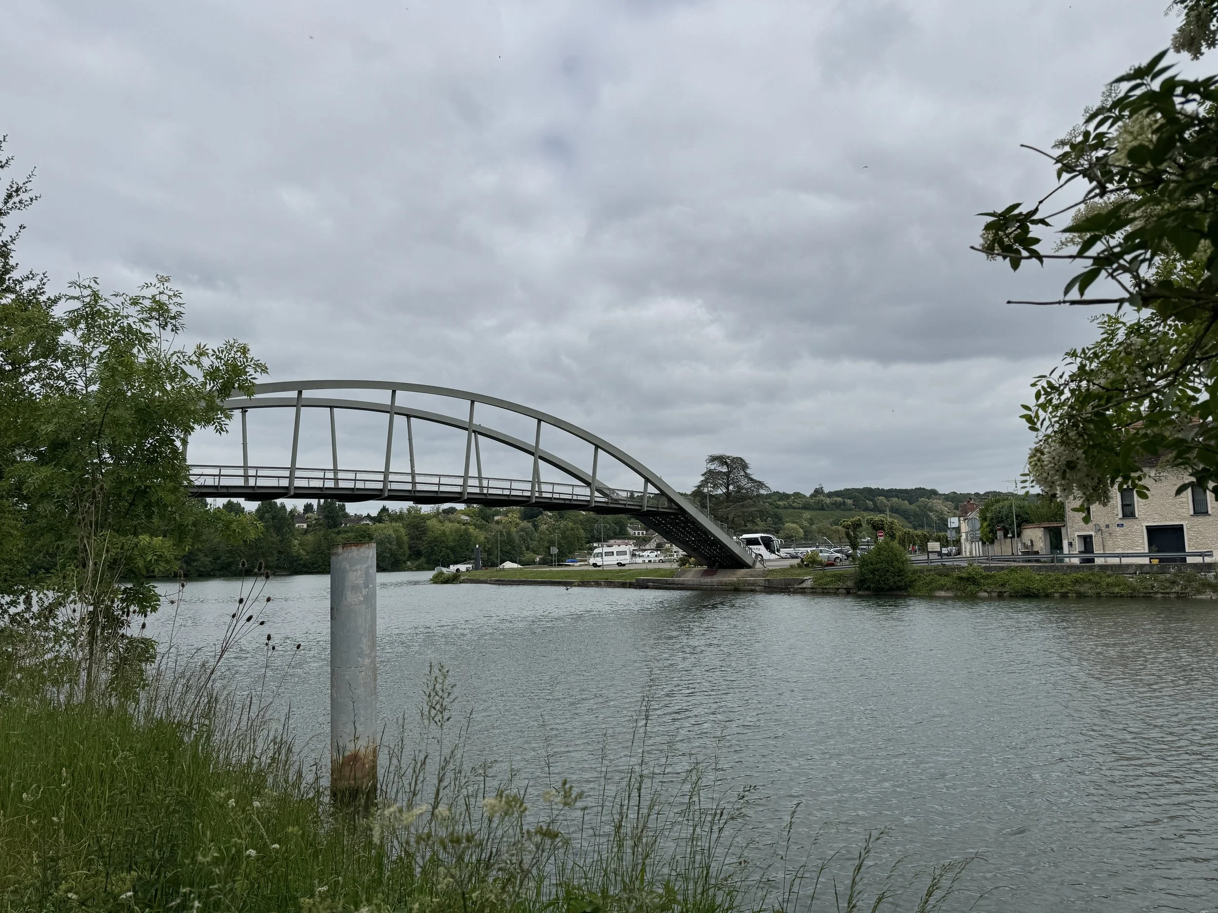   The footbridge across the Loing.  