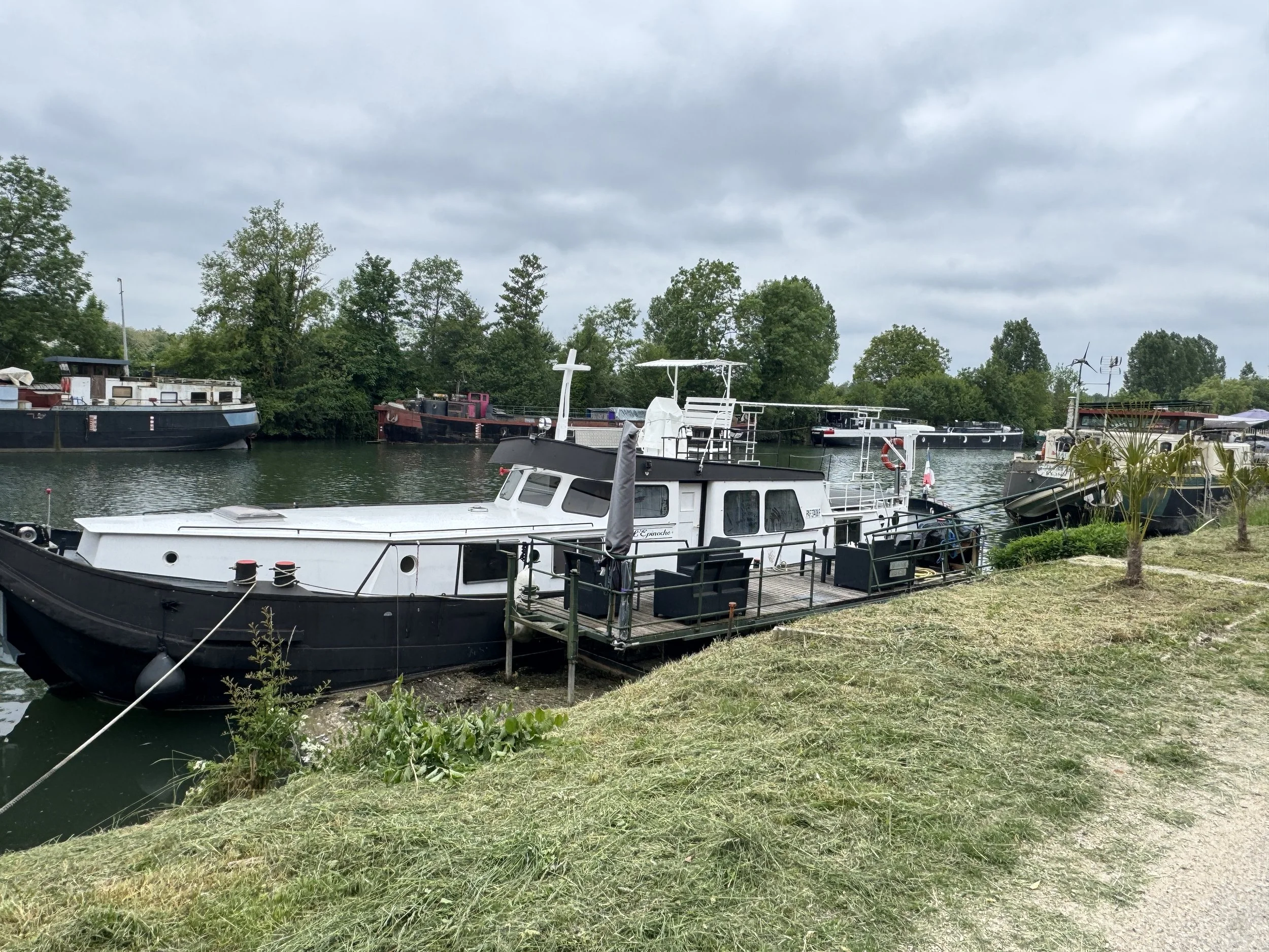   Nice front porch addition on this barge home.  
