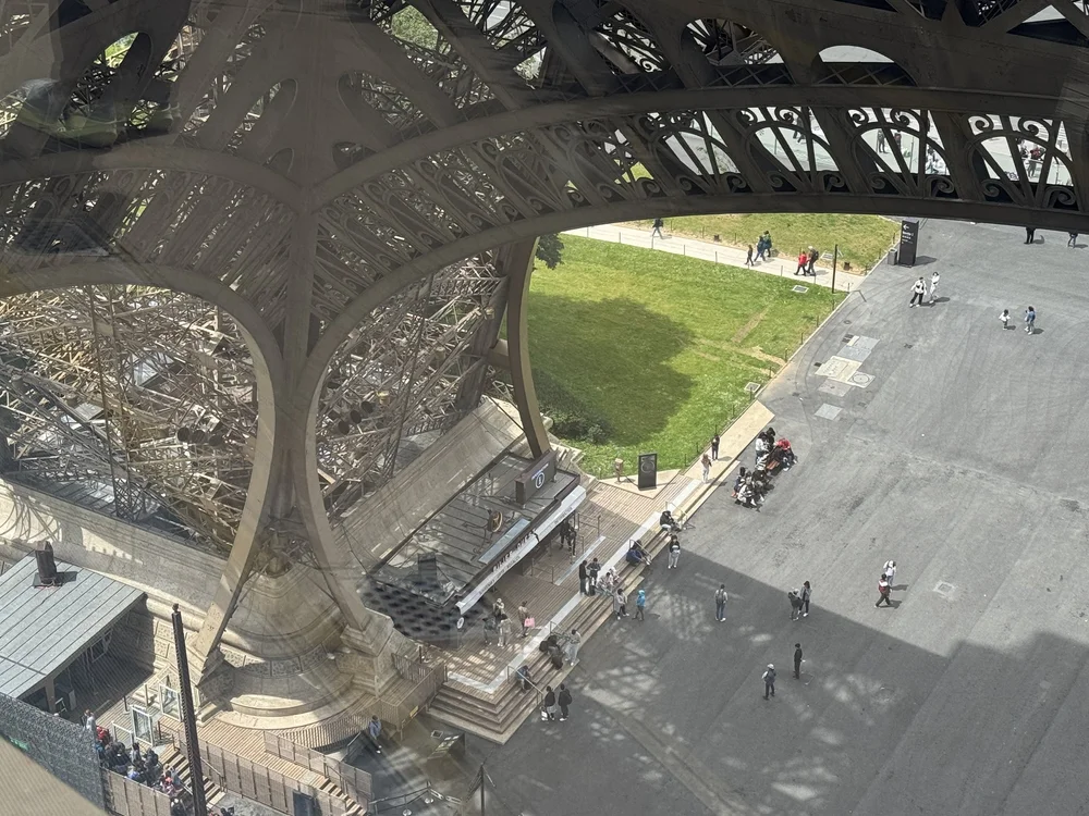   Tower facts: 330 meters tall (1,083 ft), 18,000 iron pieces, 2.5 million rivets, 20,000 light bulbs.  