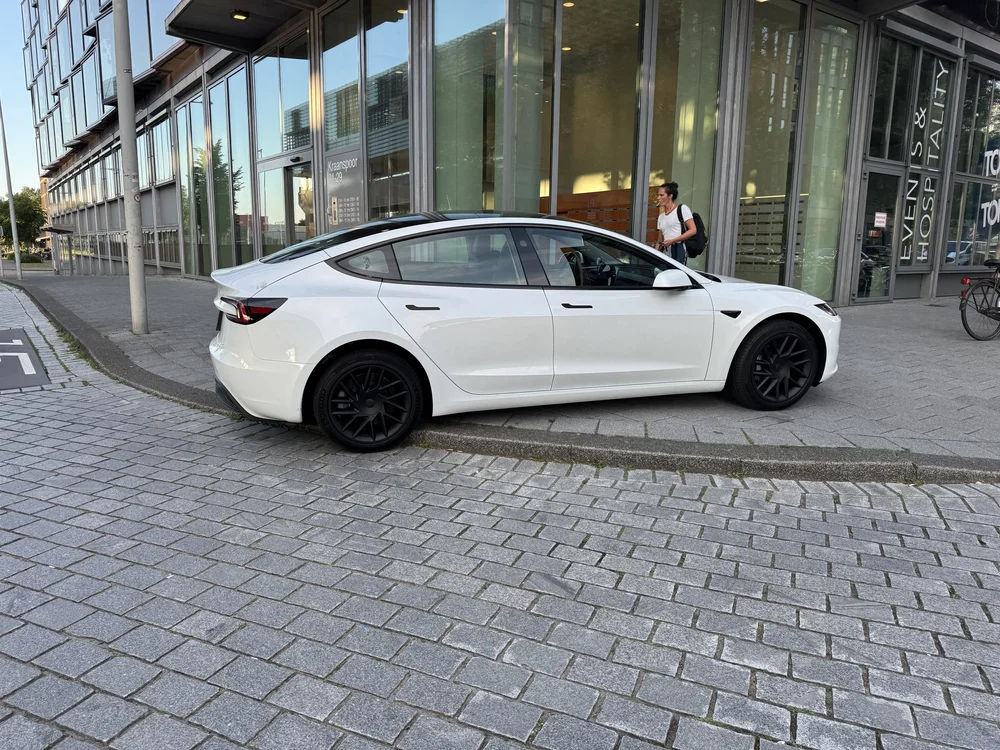   Parked on the sidewalk… just another Tesla driver who thinks he owns the world!  