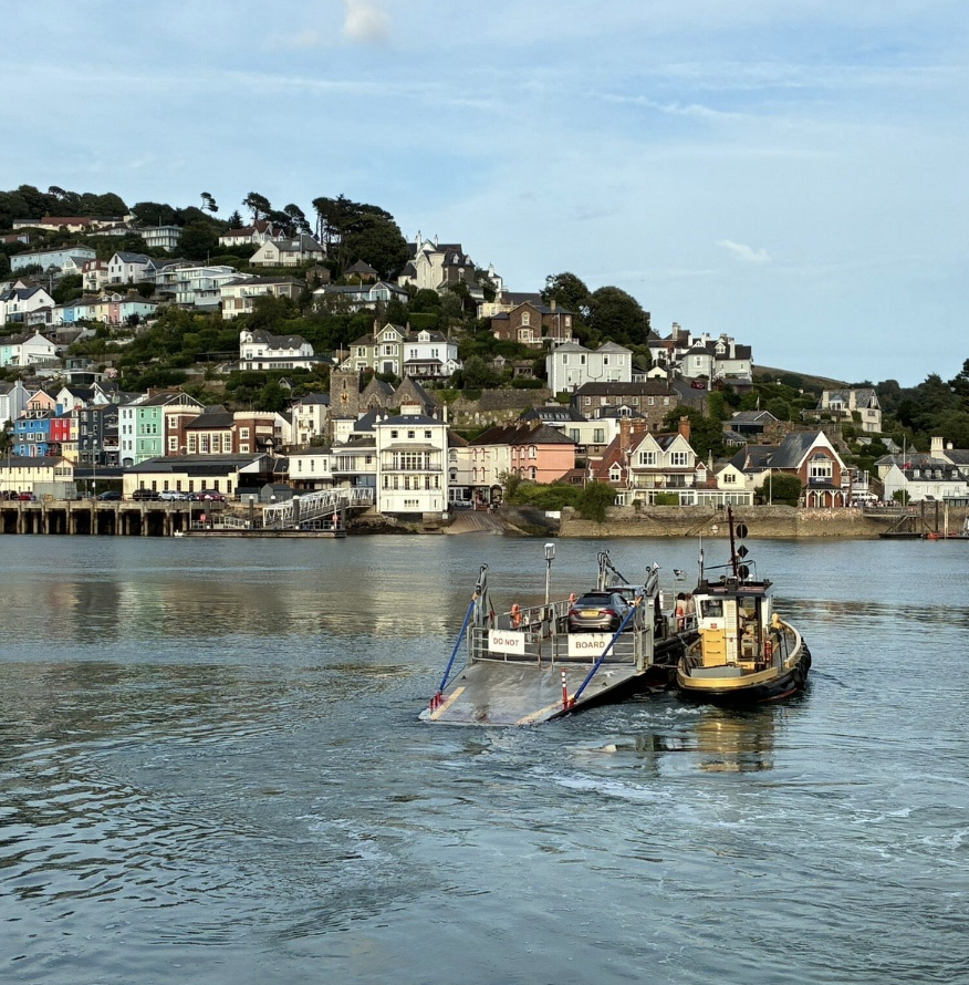   It is simply a barge pushed back and forth across the river by a tug.  