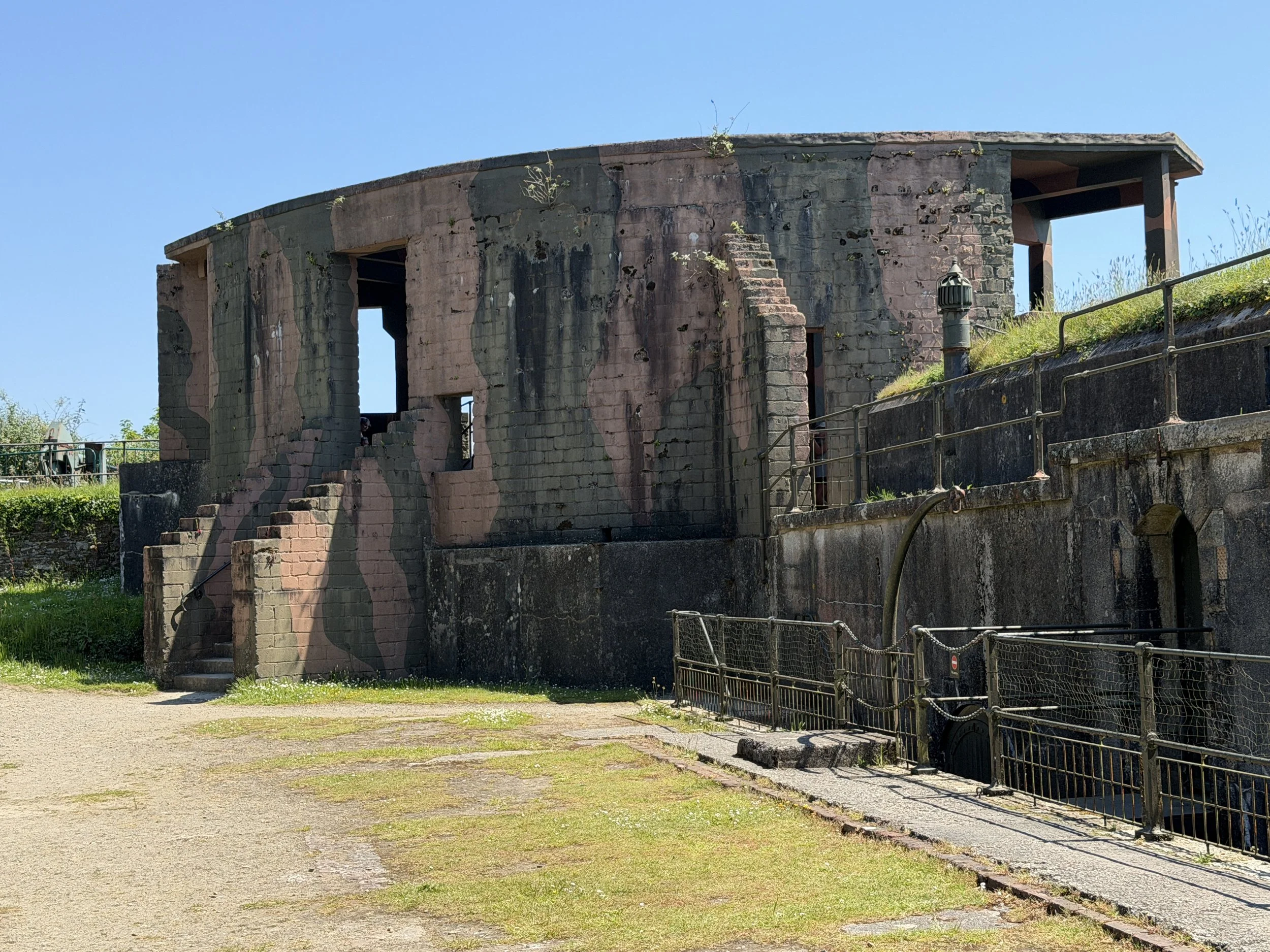   Half Moon Battery  