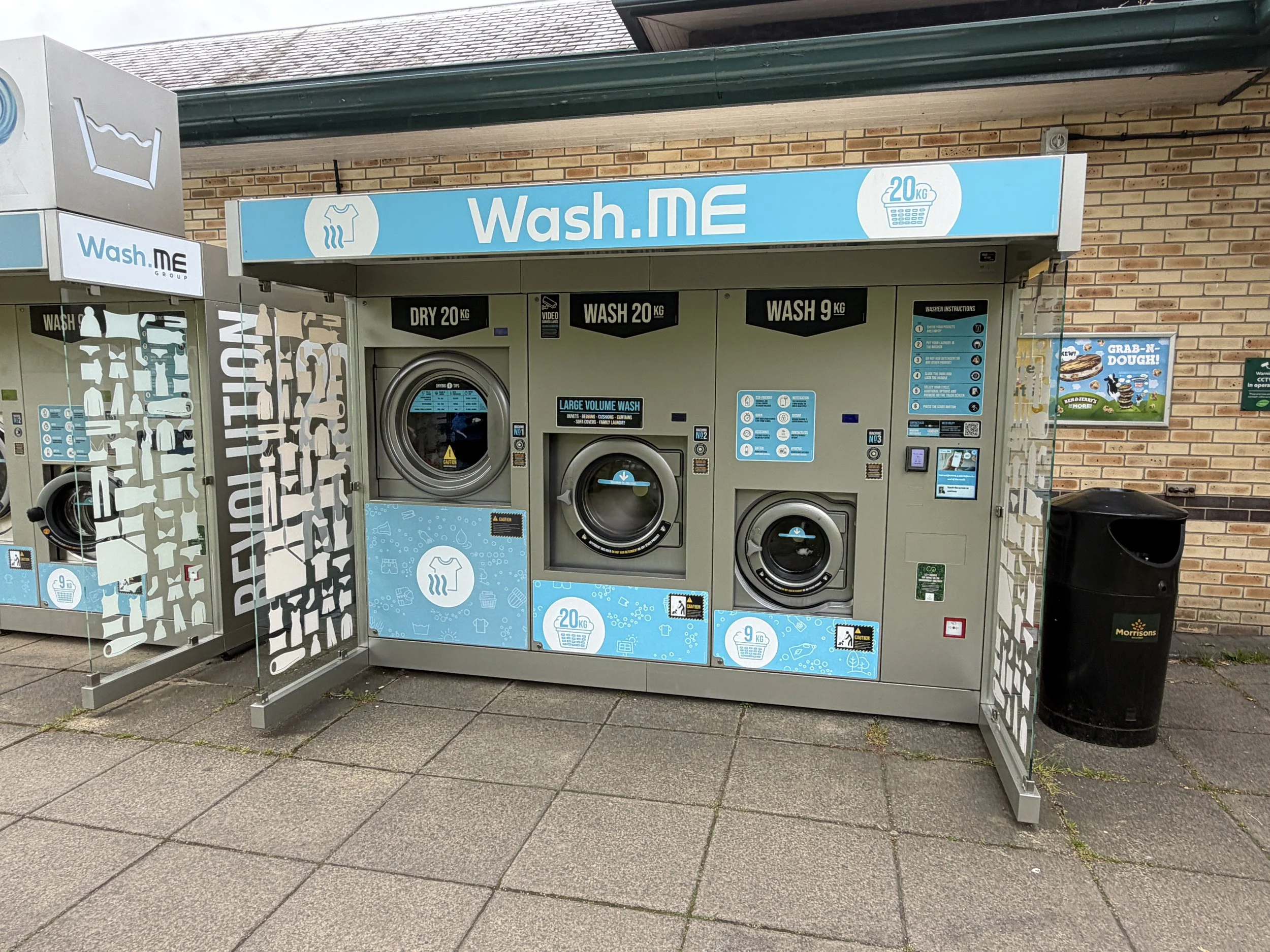   Sidewalk laundry facility is handy - but there’s nowhere to sit while waiting…  