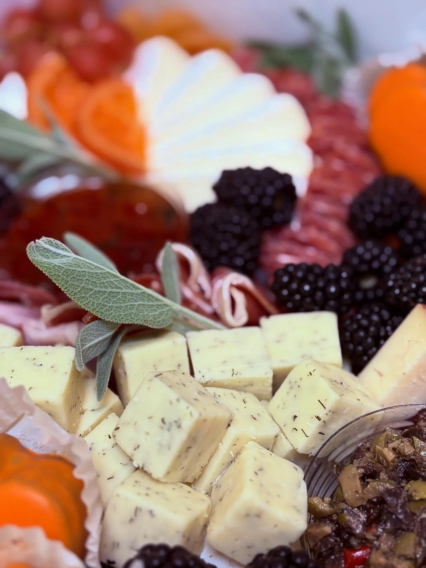 Autumn has always been my FAV!!!! The weather, the flavors, the colors&hellip;.I just love all of it!!!!

#cozy #autumn #fall #fallflavors #cheese #charcuterie #smallbusinessowner #shoplocal #supportsmallbusiness