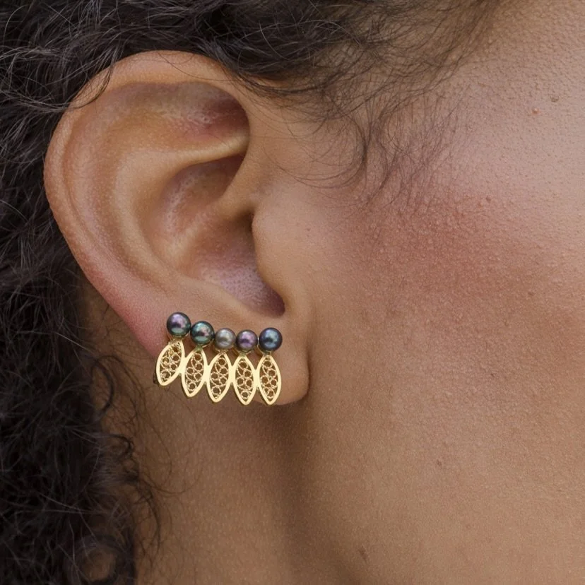 Kamoka pearl and artisanally mined Colombian gold earrings.