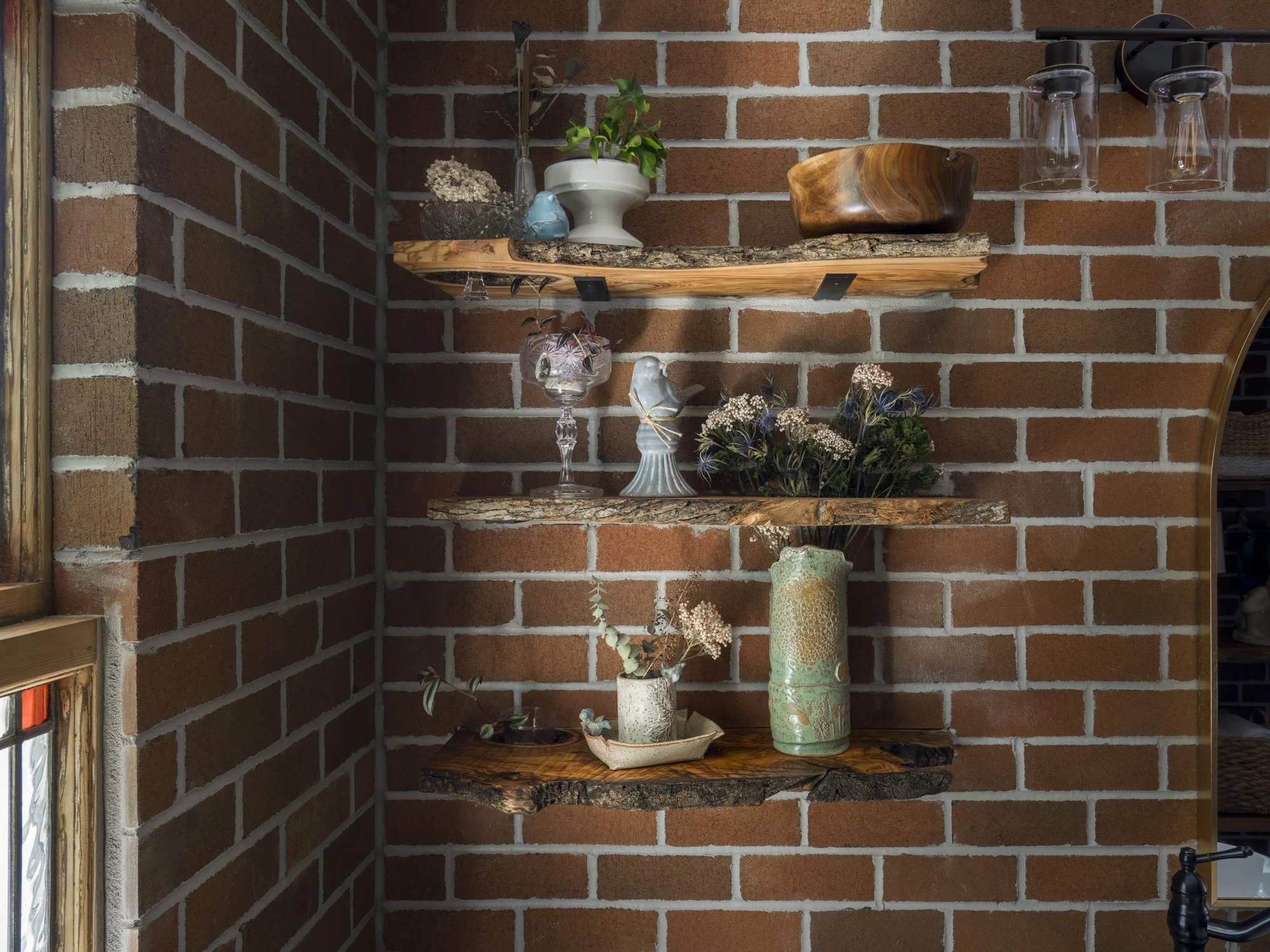Cruz Built-Brick Bath-8.jpg