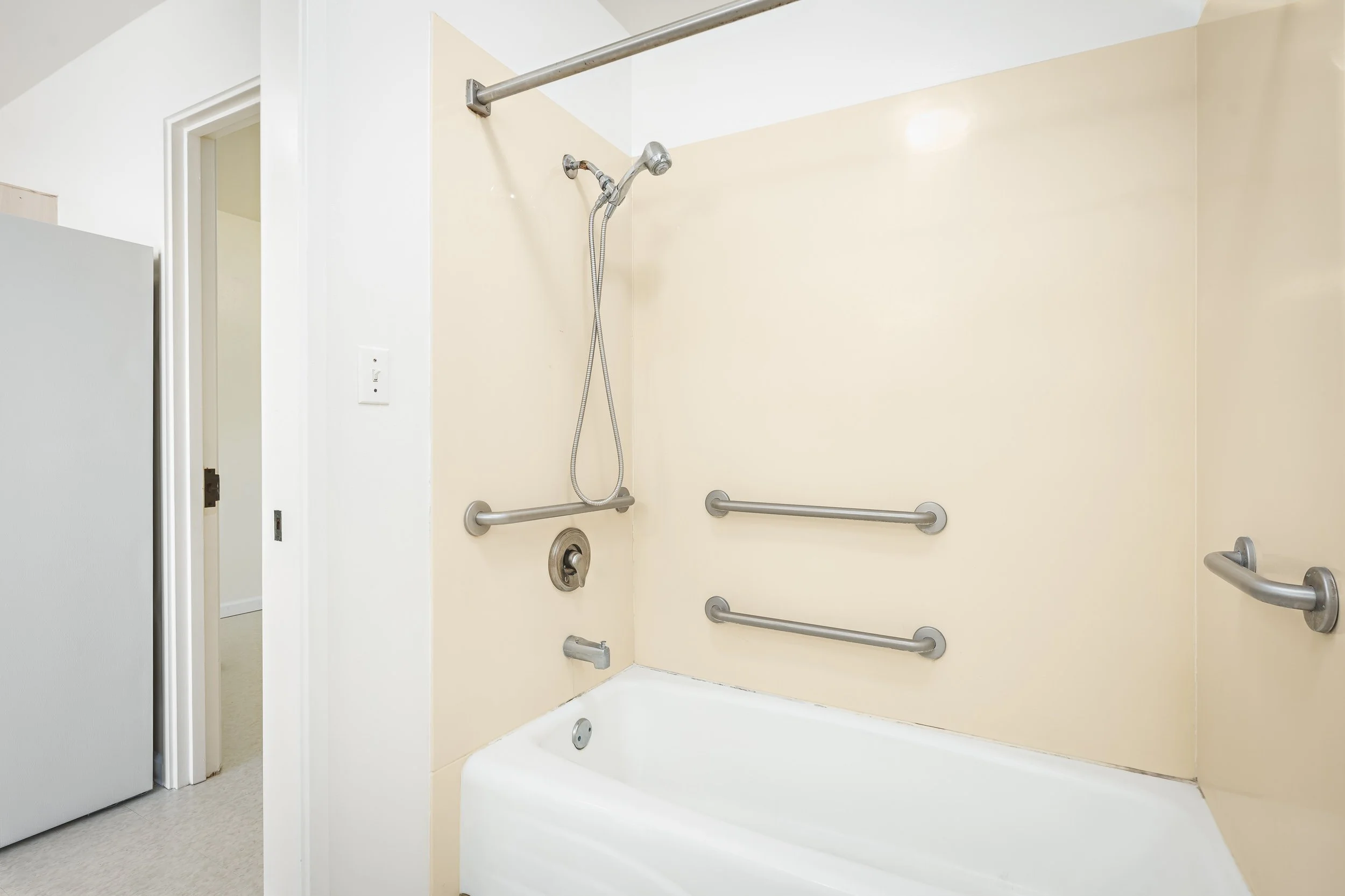 Kūlanakauhale Maluhia O Nā Kupuna — PACIFIC HOUSING ASSISTANCE CORPORATION