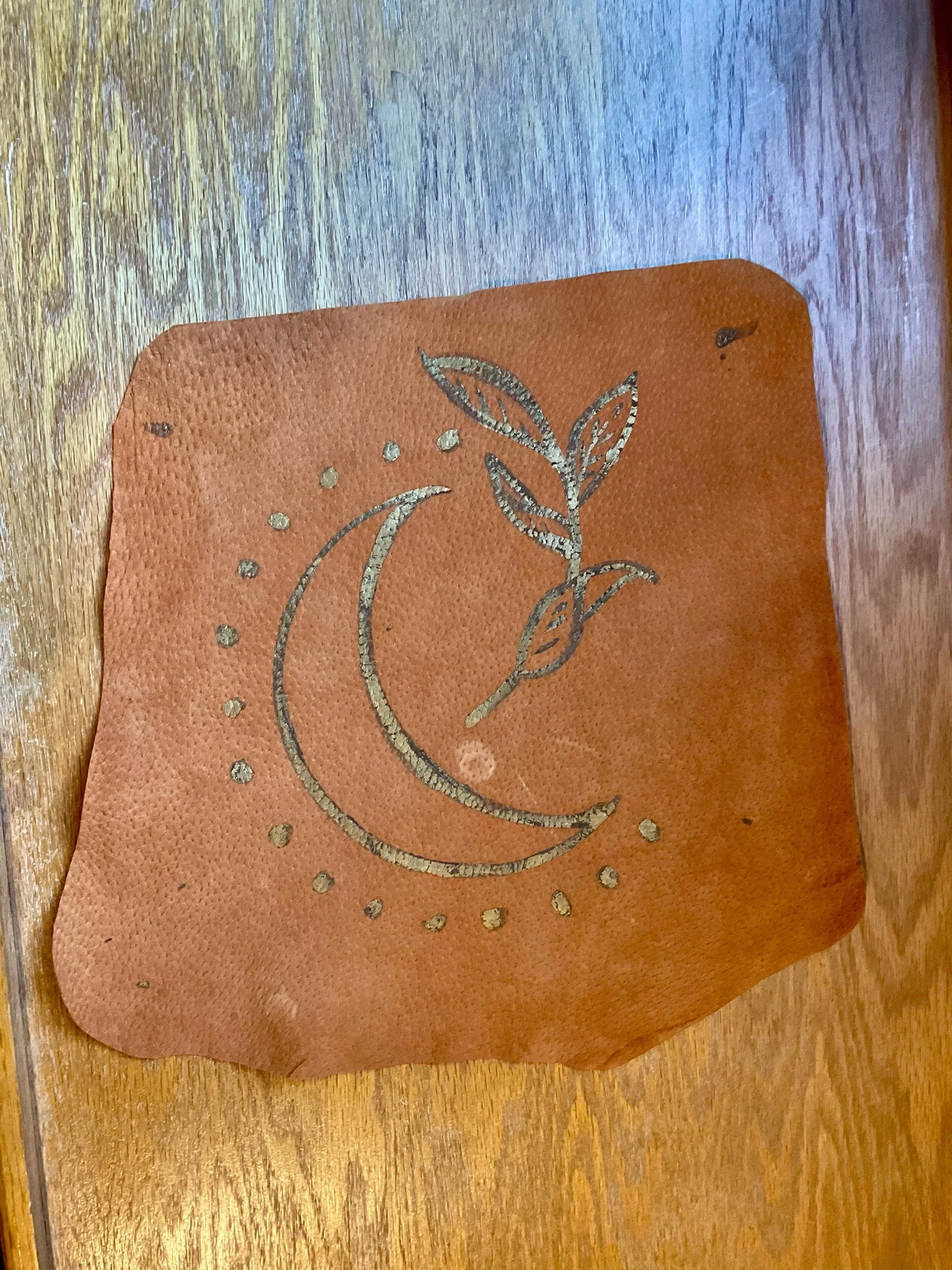 Crescent moon with sprig, split suede