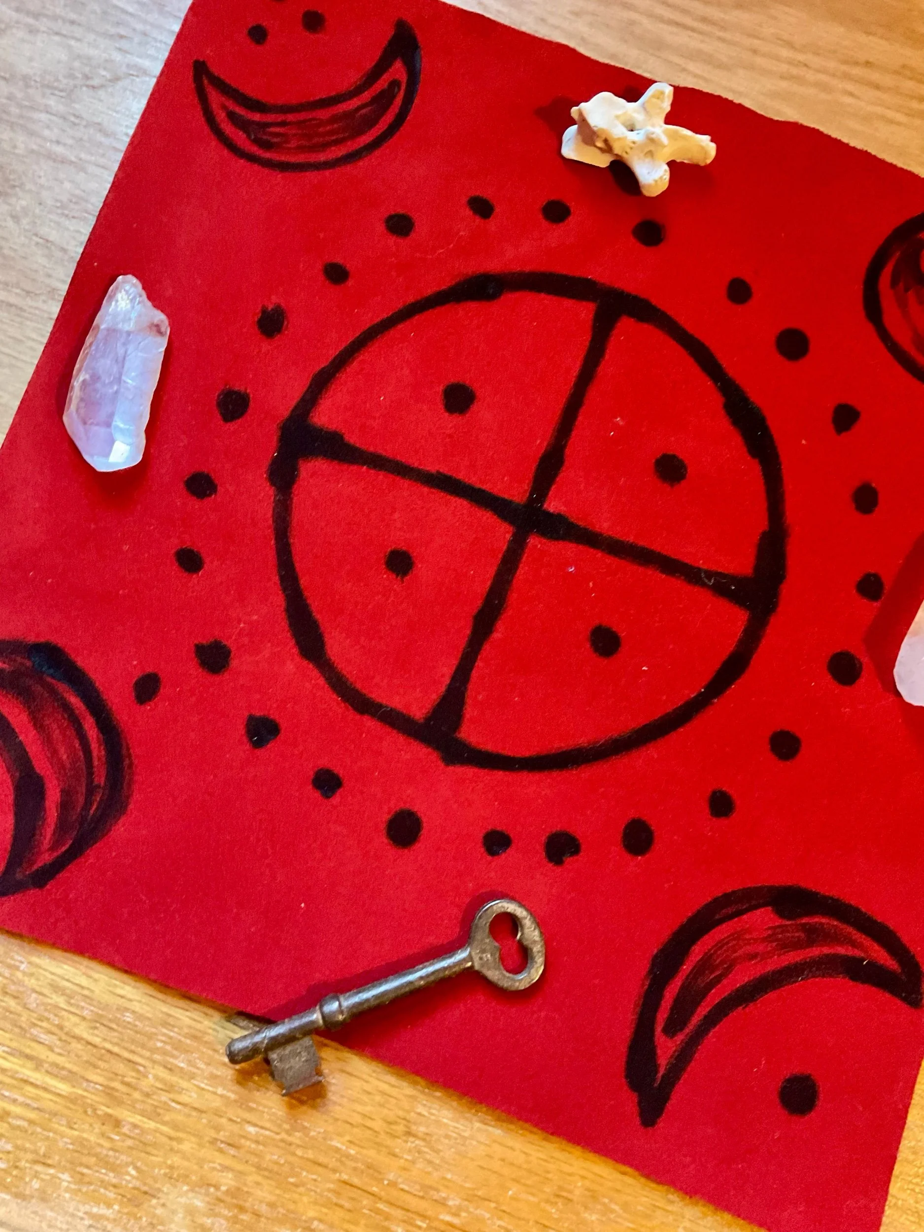 Sol and Mani, suede mat