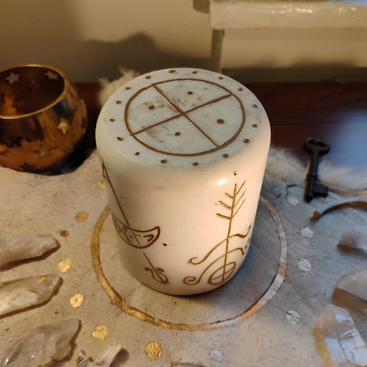 Marble waystone Candle Holder4.jpg