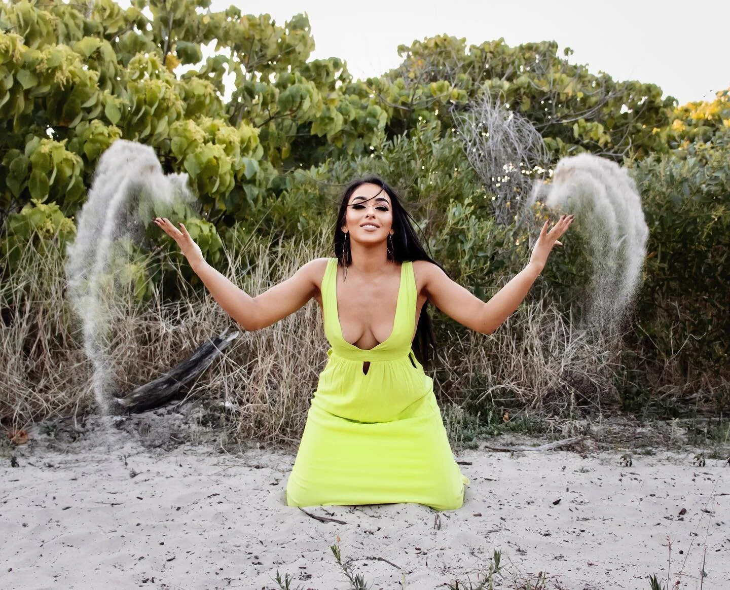 This world is magic 🧚 you just need to know where to look. 

Collab with the stunning @royalriversmakeup 

✨Big things are coming soon!✨