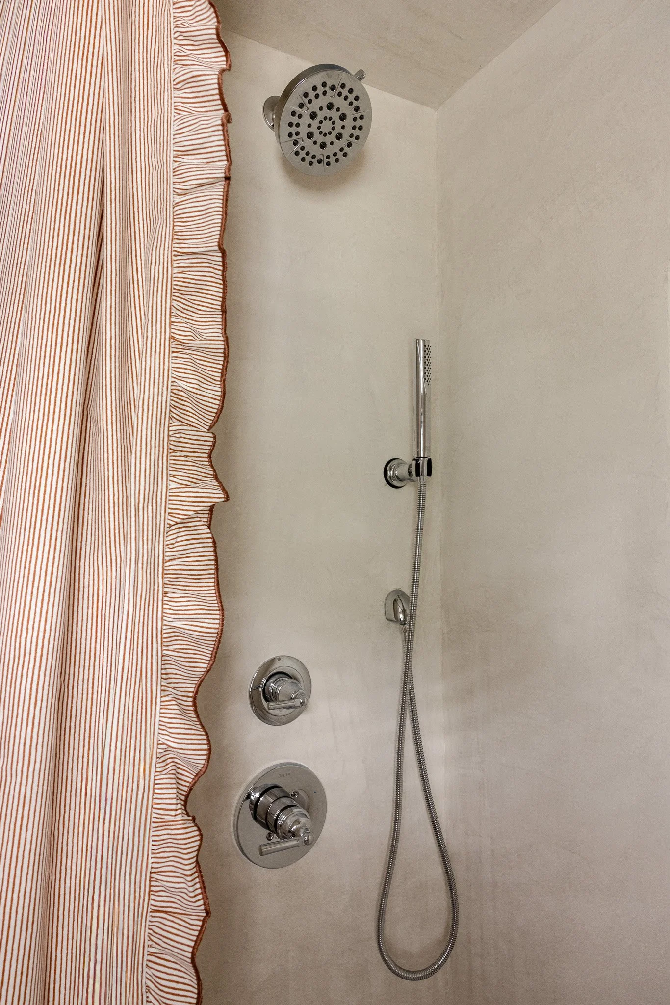 Bath5.jpg
