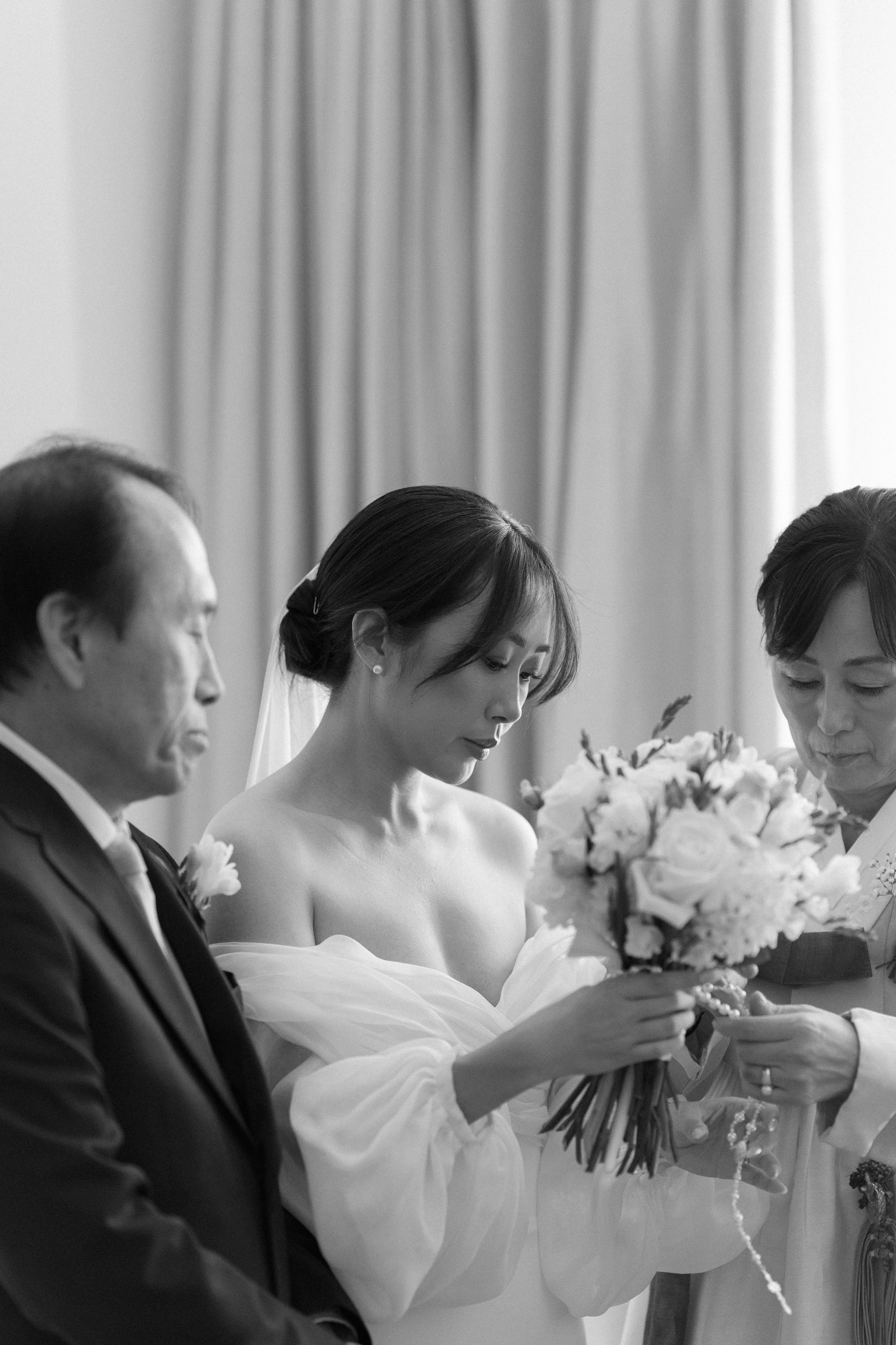 sydney-CBD-wedding-photos-42.jpg