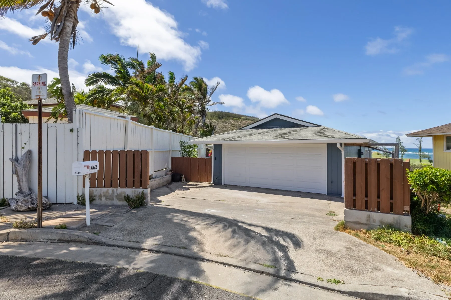 1442 N Hiahia Pl - 5.jpg