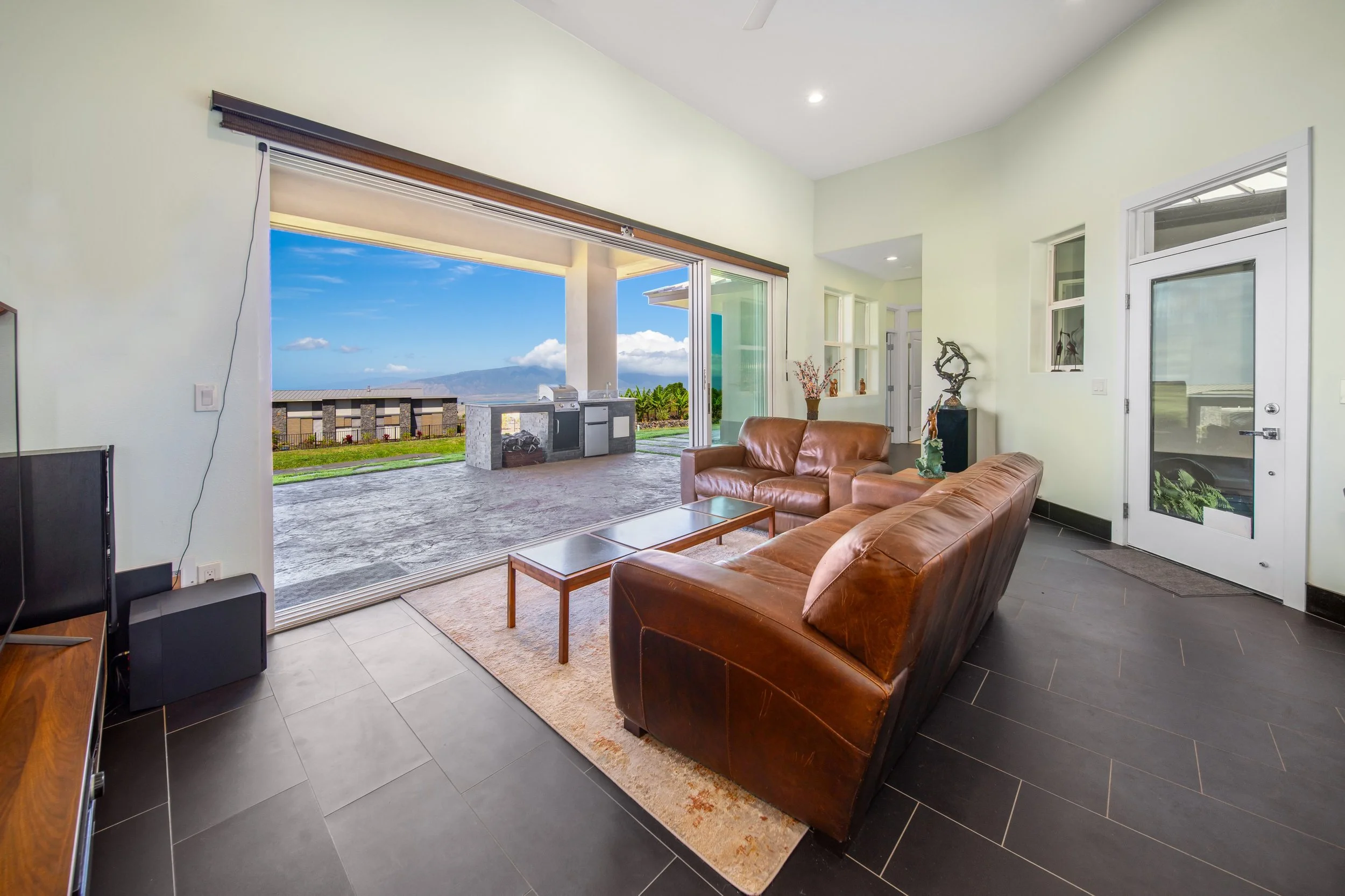 272 Huahua St - 11.JPG