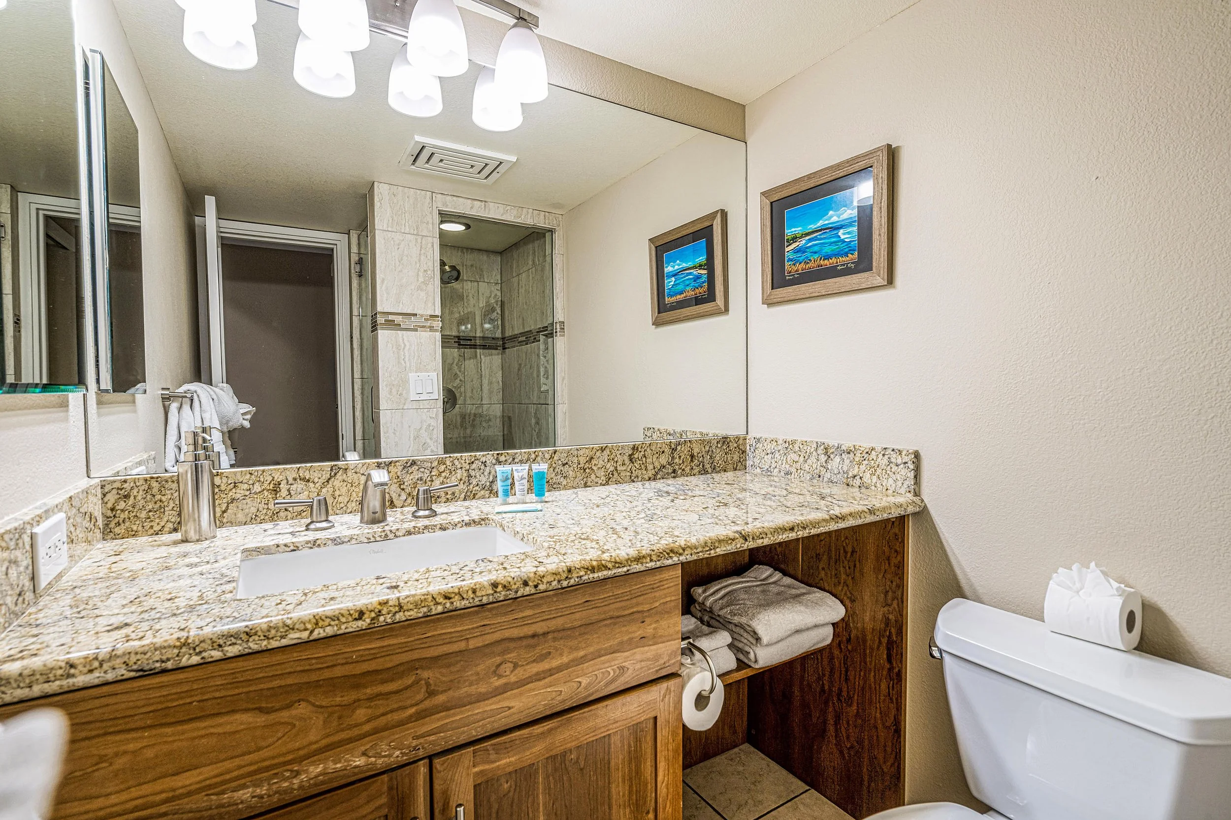 Kamaole Sands 5-303 - 15.jpg