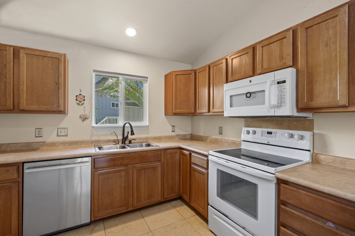 128 Oluea Cir - 11.jpg