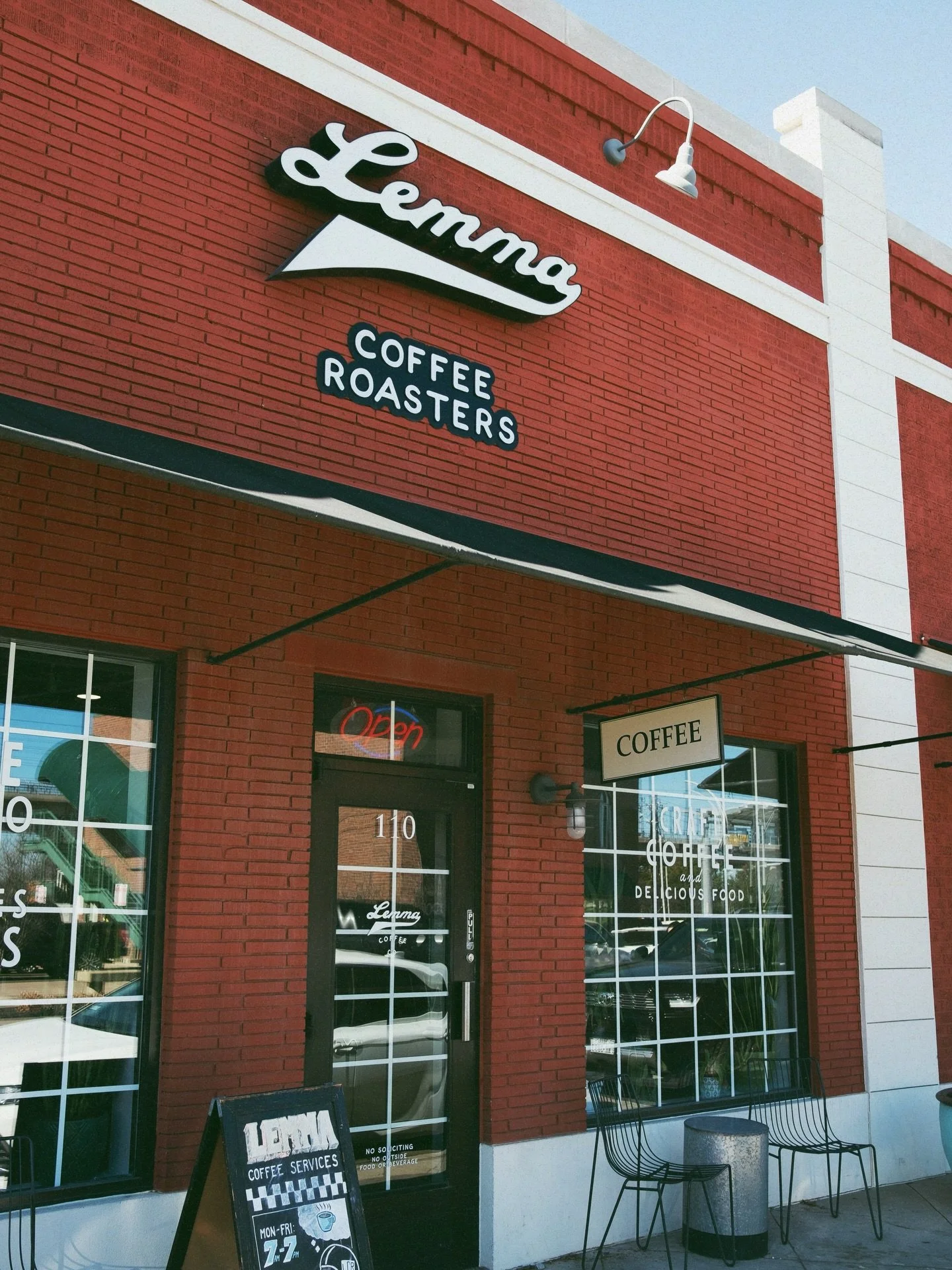 The best midweek pick-me-up hosted by the Carrollton shop 😉

#carolltontx #lemmacoffeeco #dfwcoffee #localcoffee #dfw