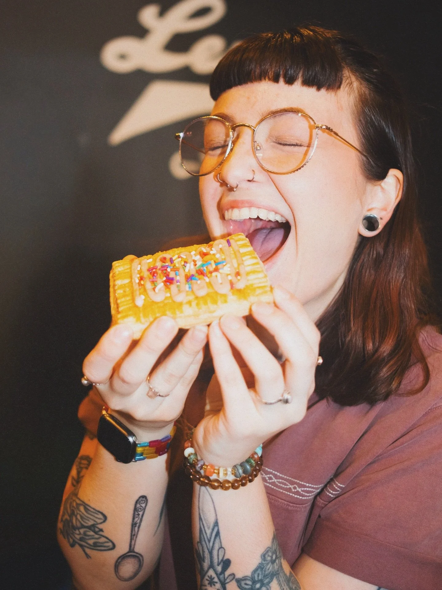 Money can&rsquo;t buy happiness but it can buy a strawberry poptart 

#lemmacoffeeco #strawberrypop #dfw #dfwfoodie #localcoffee