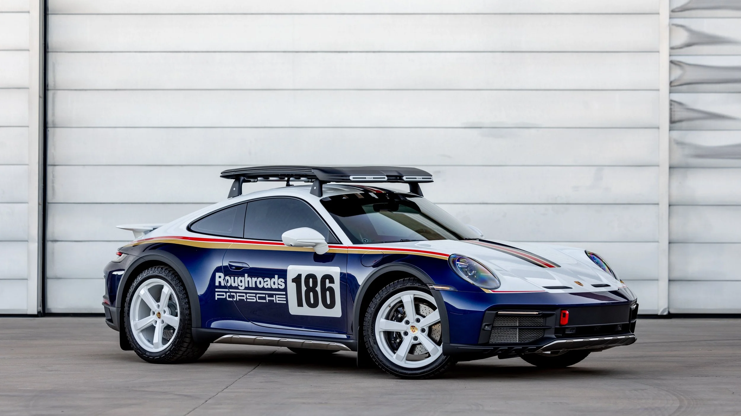 2024 Porsche 911 Dakar's photo