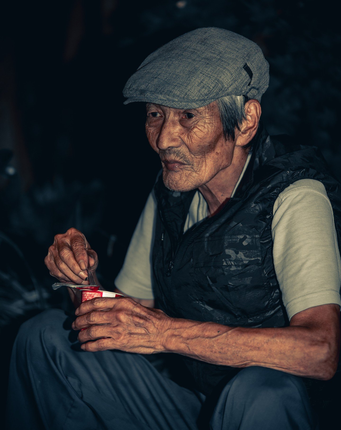 F2.8 kinda struggles a bit without flash at night

Nikon D850
Tamron SP 70-200mm F2.8